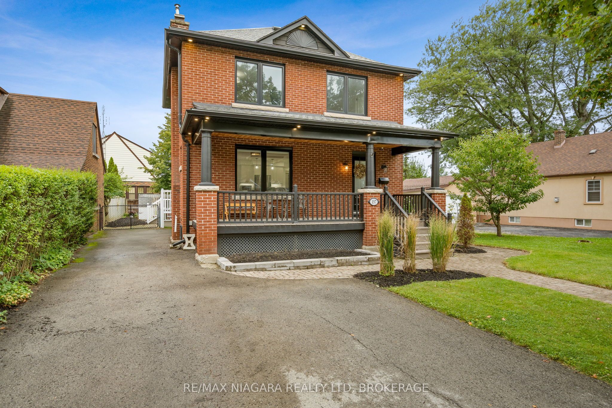 157 Aqueduct Street, Welland, ON L3C 1C3 photo 2