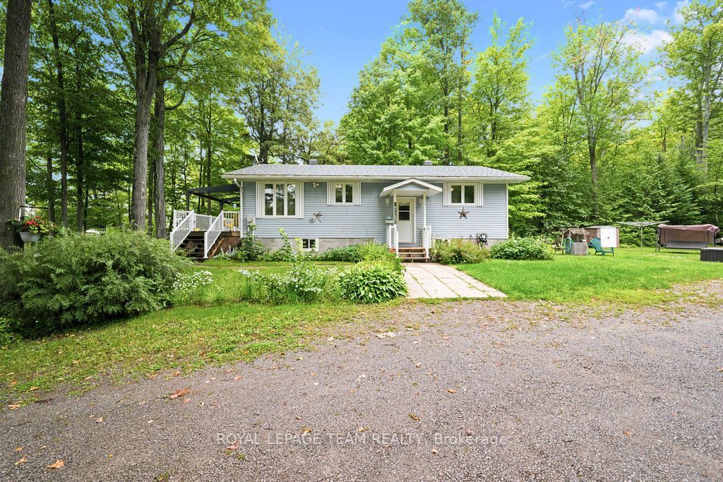 497 Mink Lake Road, North Algona Wilberforce, ON K0J 1T0