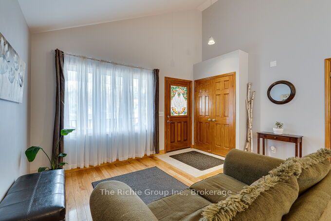 624 Cedar Street W, Shelburne, ON L9V 2W6 photo 5