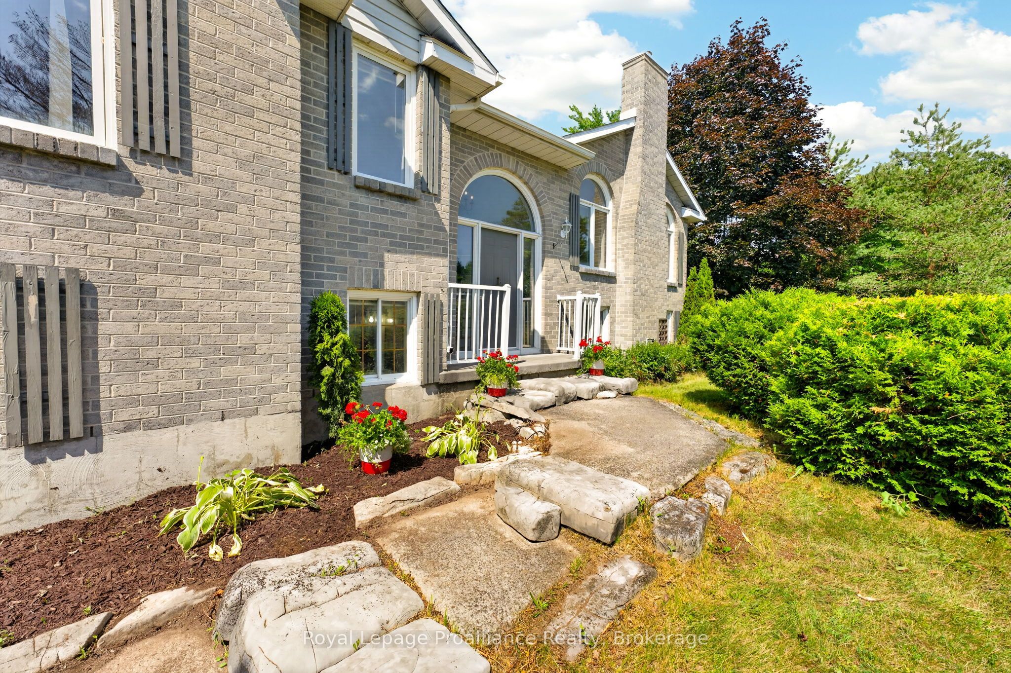 3561 Vienna Crescent, Frontenac, ON K0H 1M0 photo 2