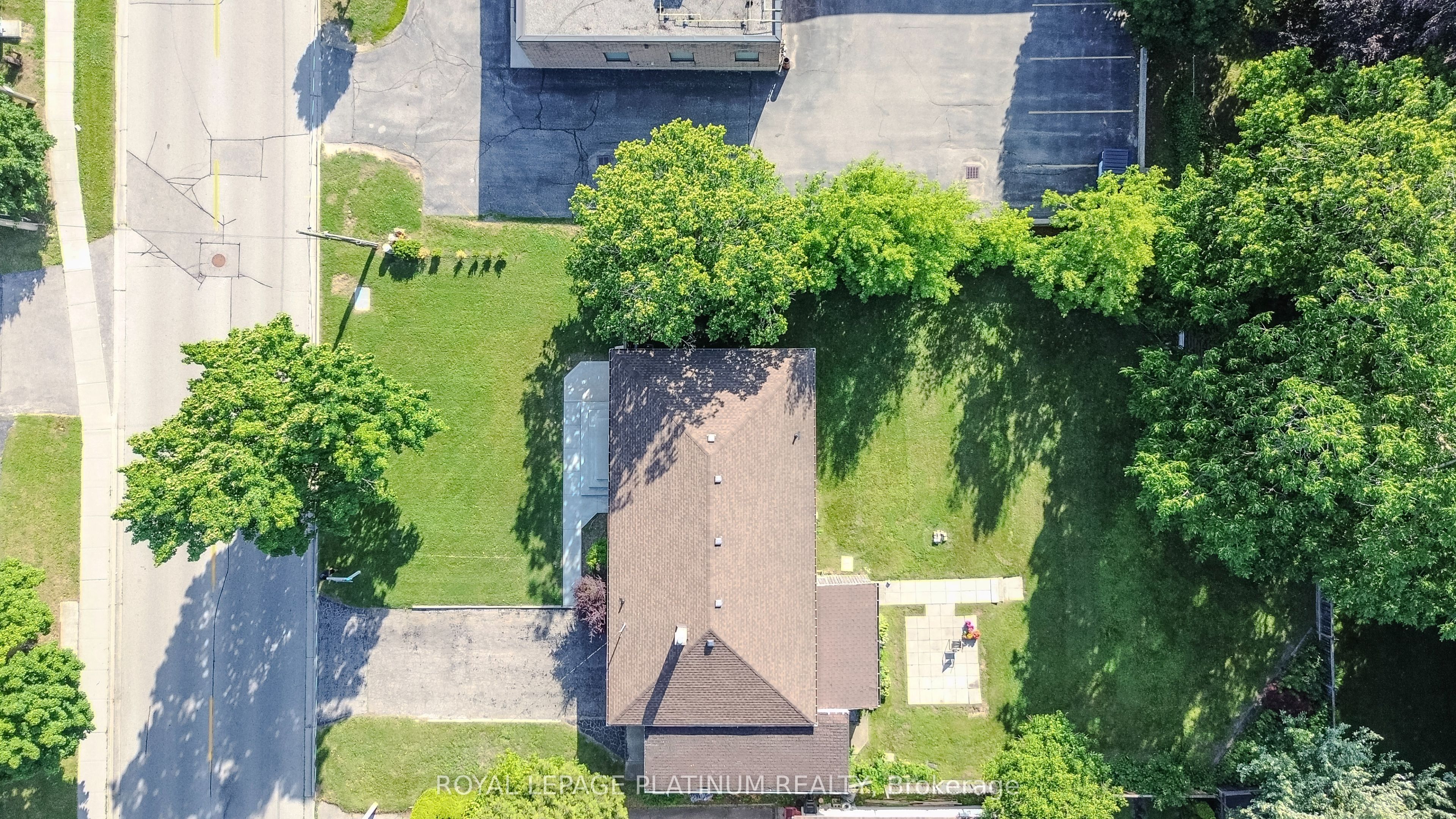 6 Varadi Avenue, Brantford, ON N3R 3M8 photo 5