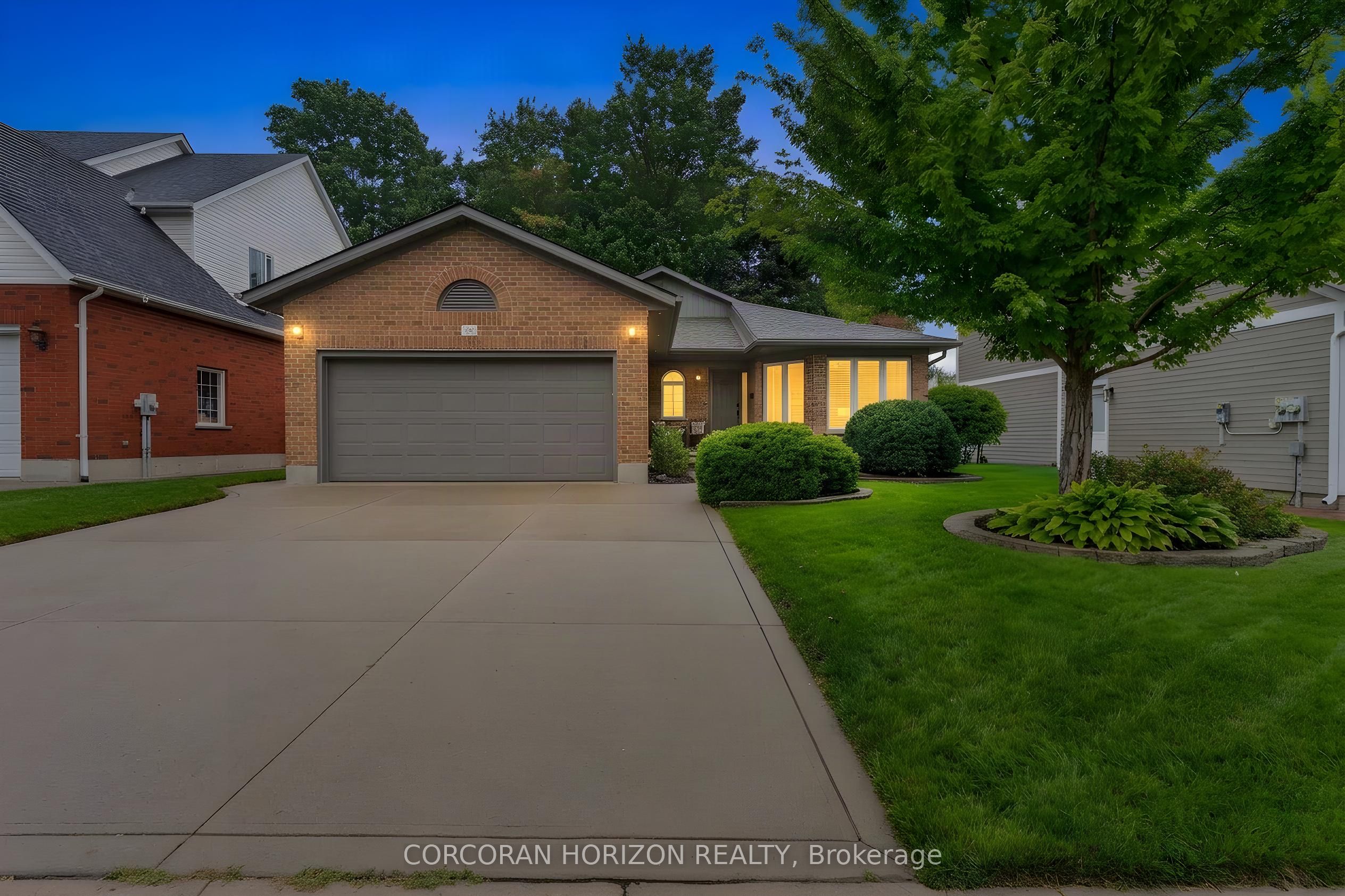 52 Darren Crescent, Cambridge, ON N3C 3Y9