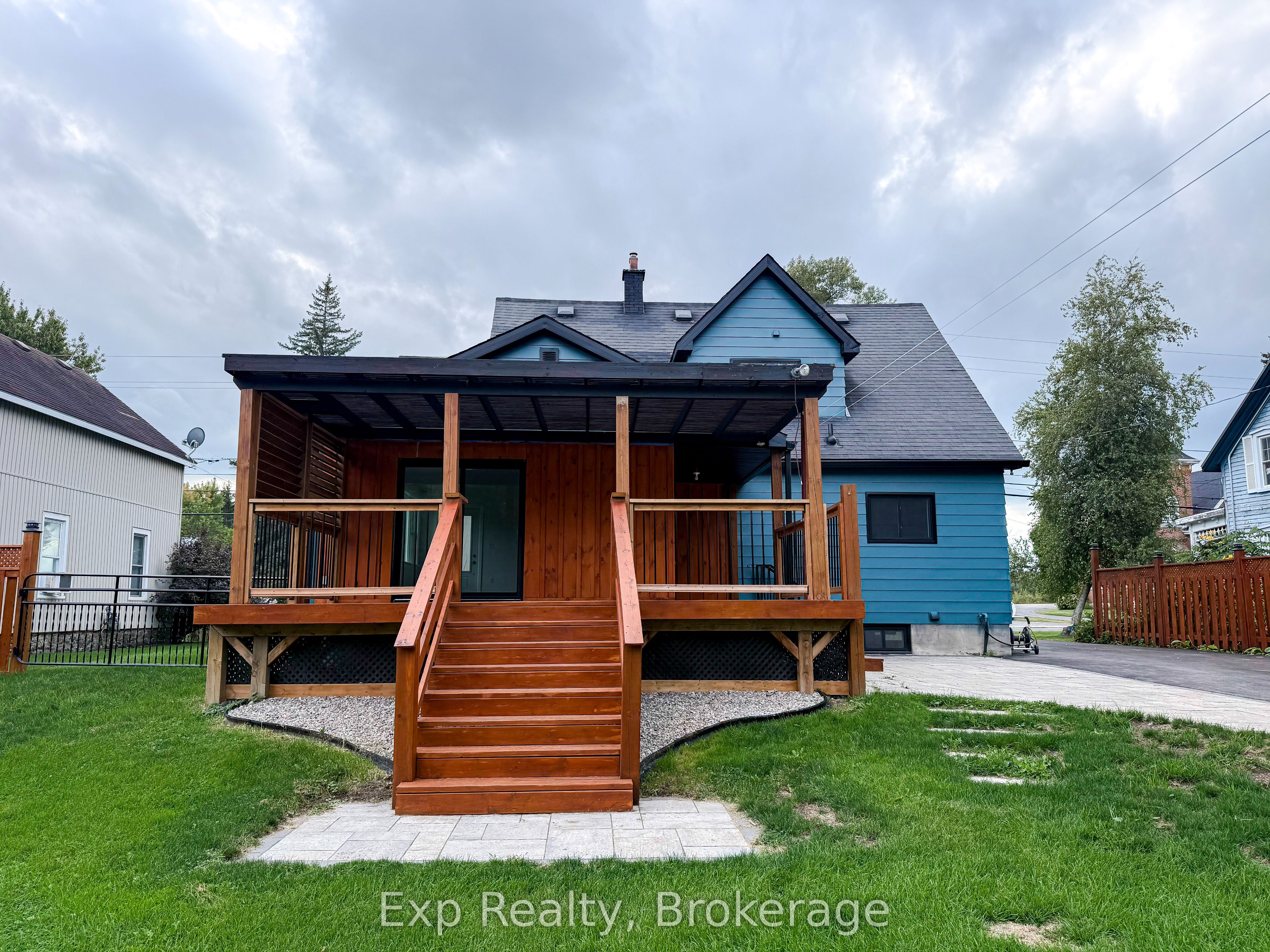 508 Ashley Street, Belleville, ON K0K 2B0 photo 2