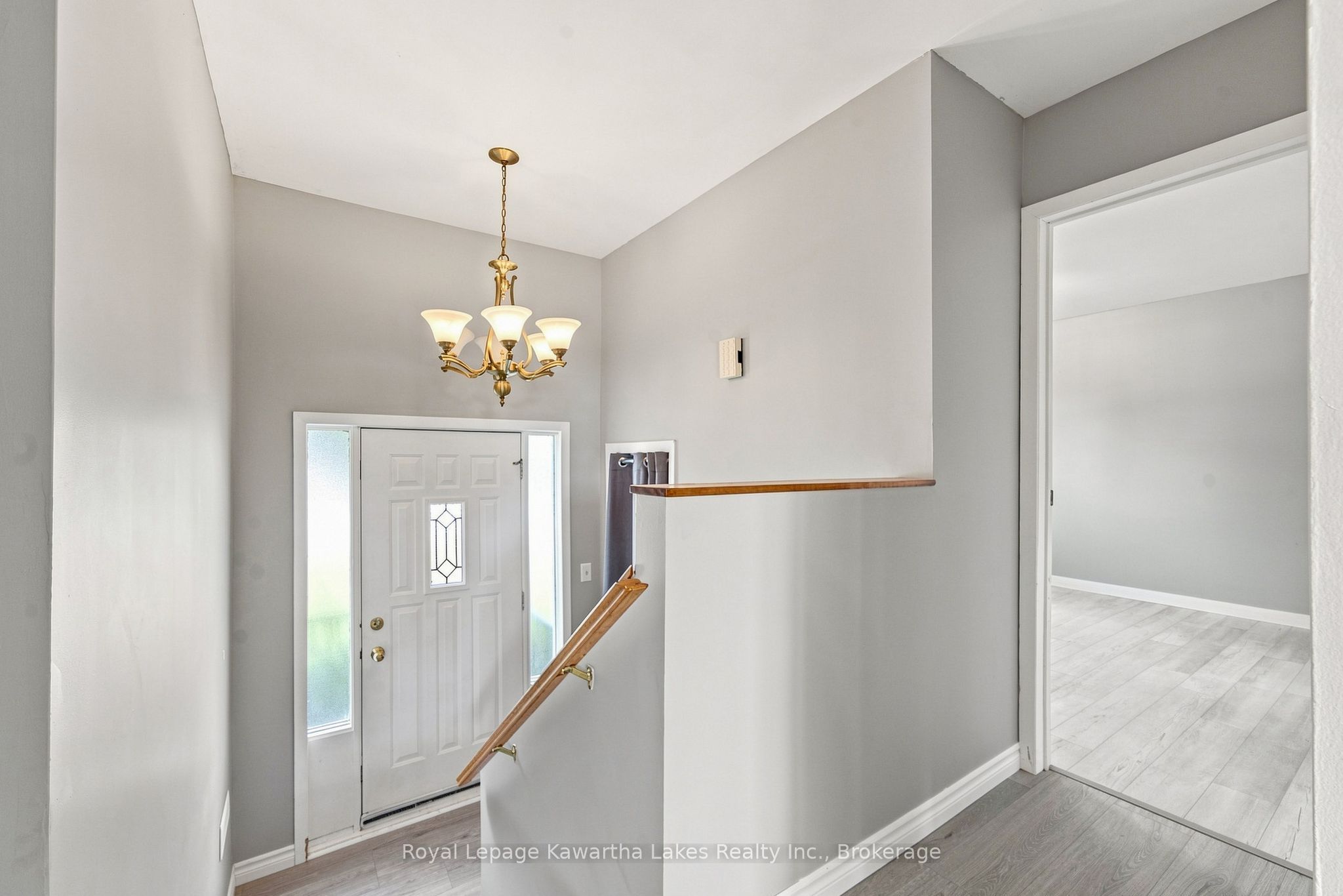 9 Richmond Street W, Kawartha Lakes, ON K0M 2B0 photo 4