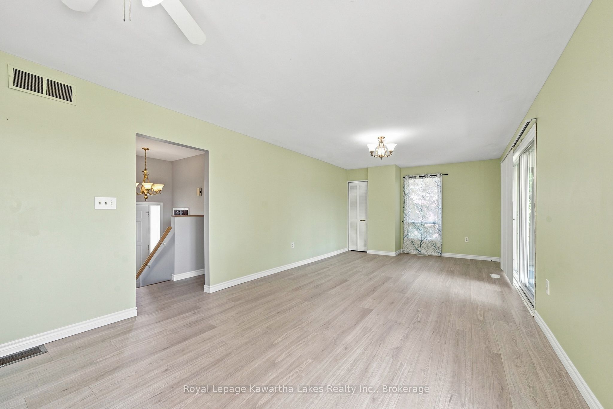 9 Richmond Street W, Kawartha Lakes, ON K0M 2B0 photo 5