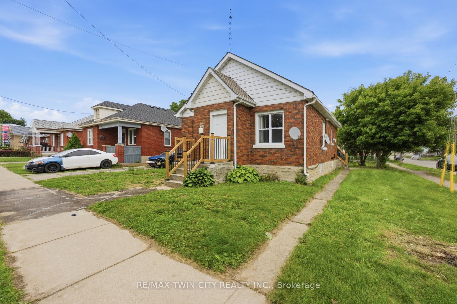 249 Clarence Street, Brantford, ON N3R 3T6
