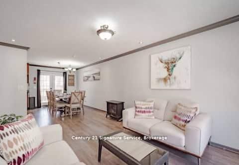 879 Stephenson Road E 1, Huntsville, ON P0B 1L0 photo 2