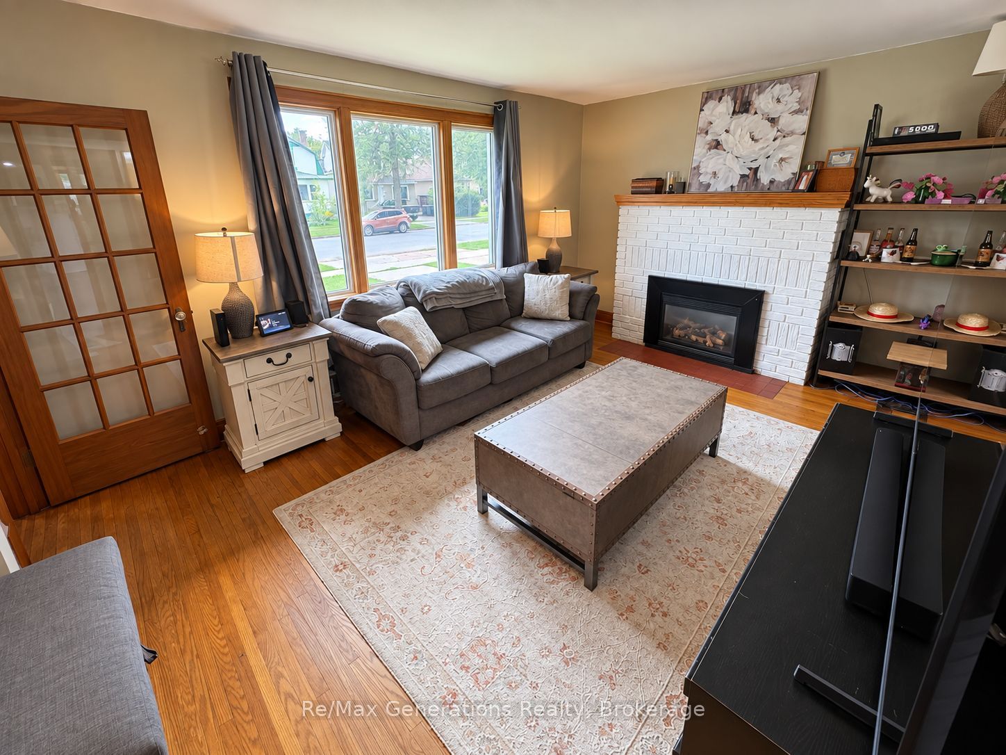 251 Francis Street W, Thunder Bay, ON P7C 4C1 photo 3