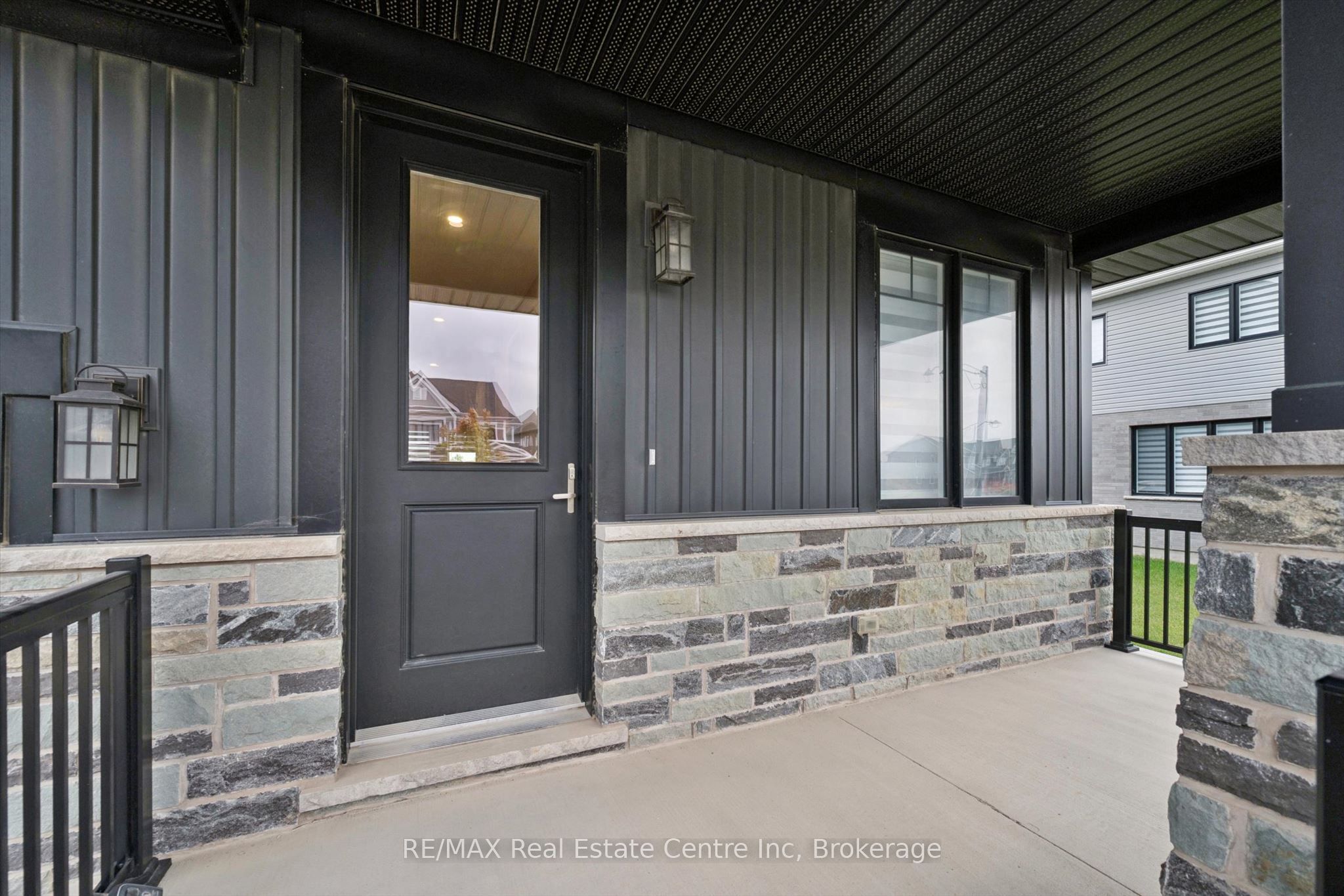 144 Haylock Avenue, Centre Wellington, ON N0B 1S0 photo 2