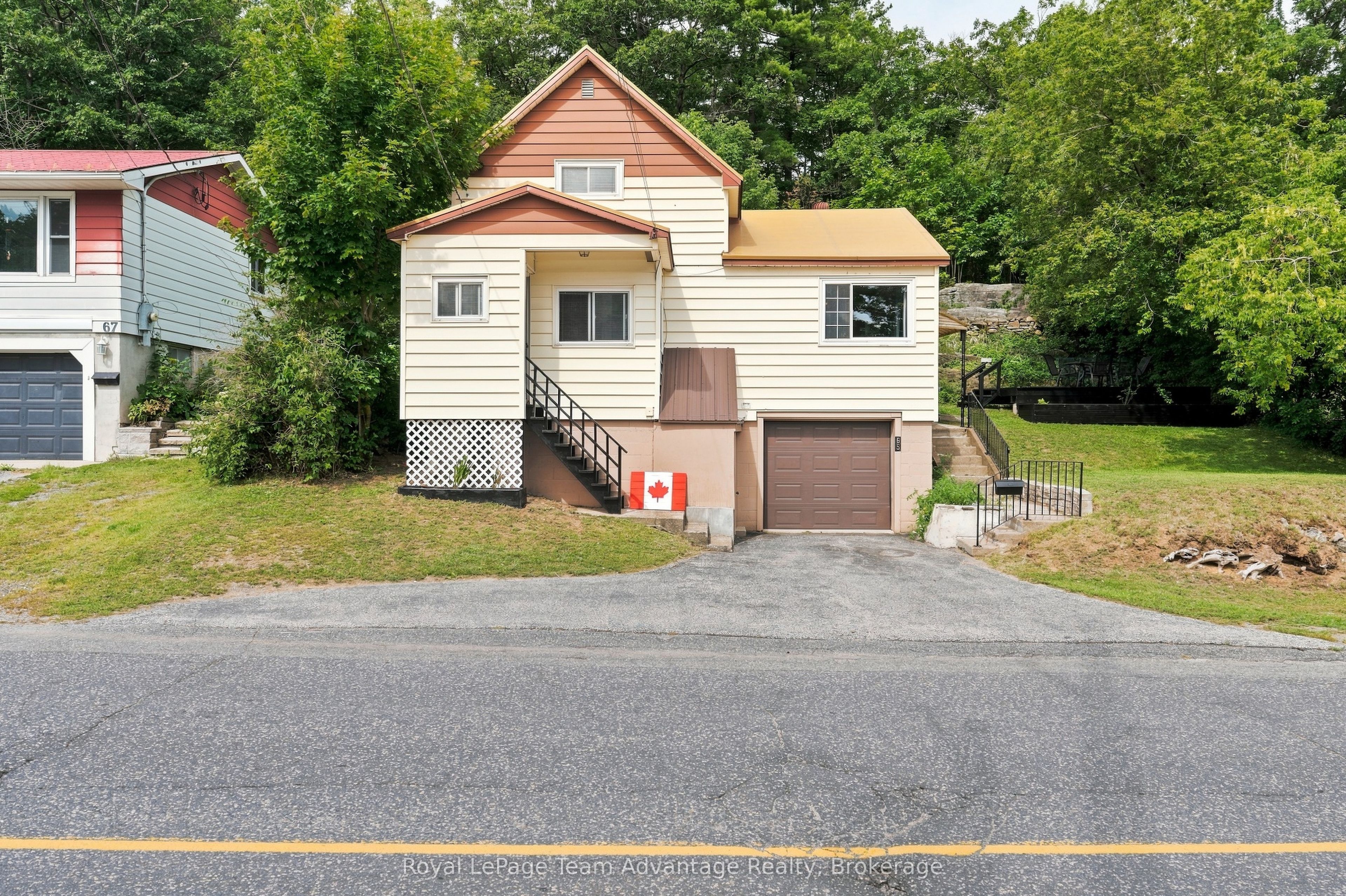 65 Isabella Street, Parry Sound, ON P2A 1M6