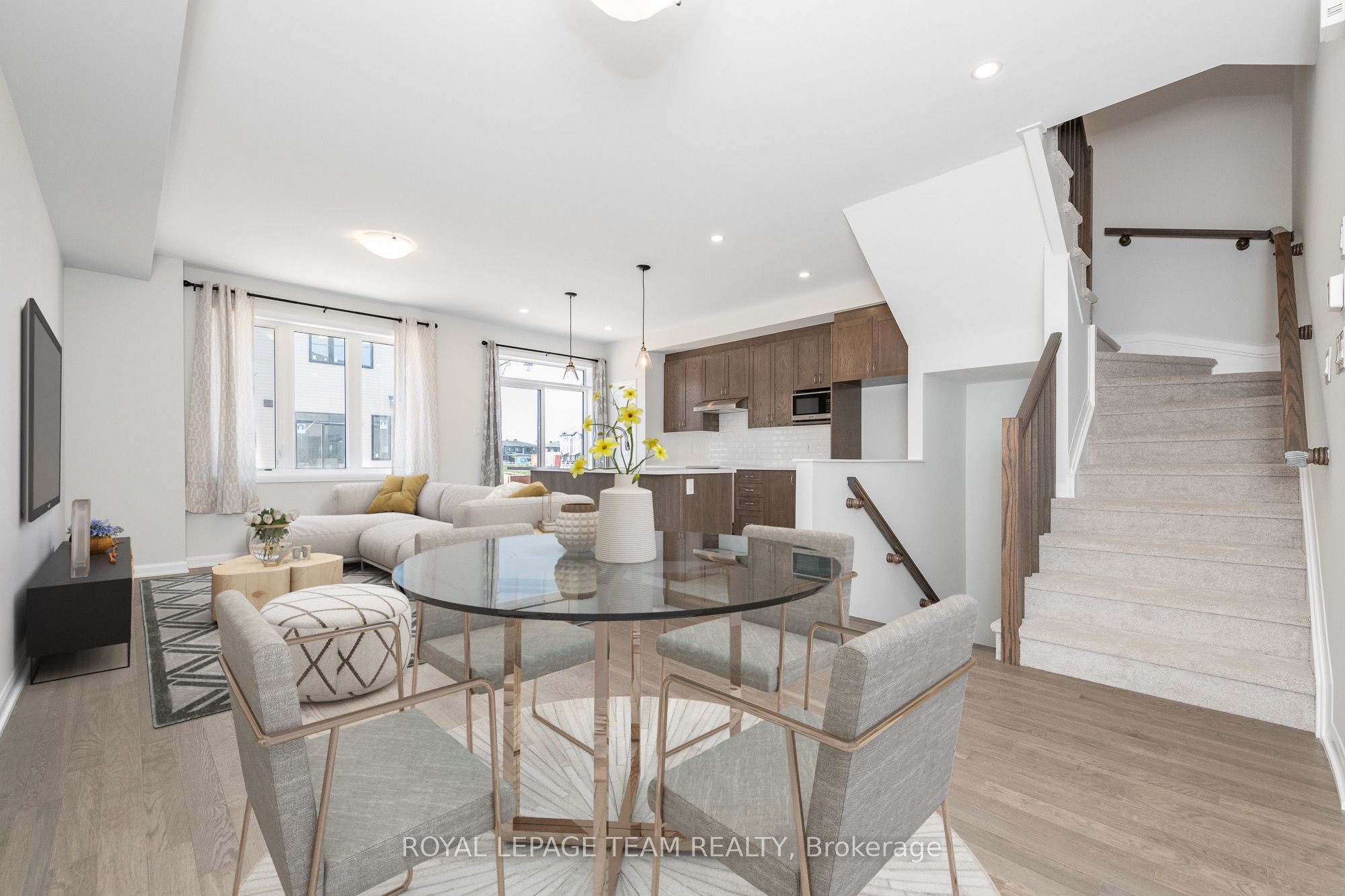 719 DONERAILE Walk, Barrhaven, ON K2J 7B9 photo 5