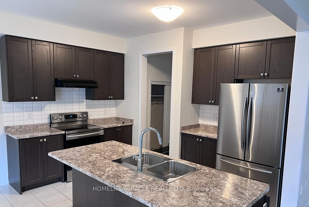 8702 Chickory Trail, Niagara Falls, ON L2H 2Y6 photo 3