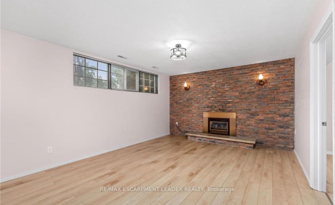 39 San Francisco Avenue LOWER, Hamilton, ON L9C 5N8 photo 2