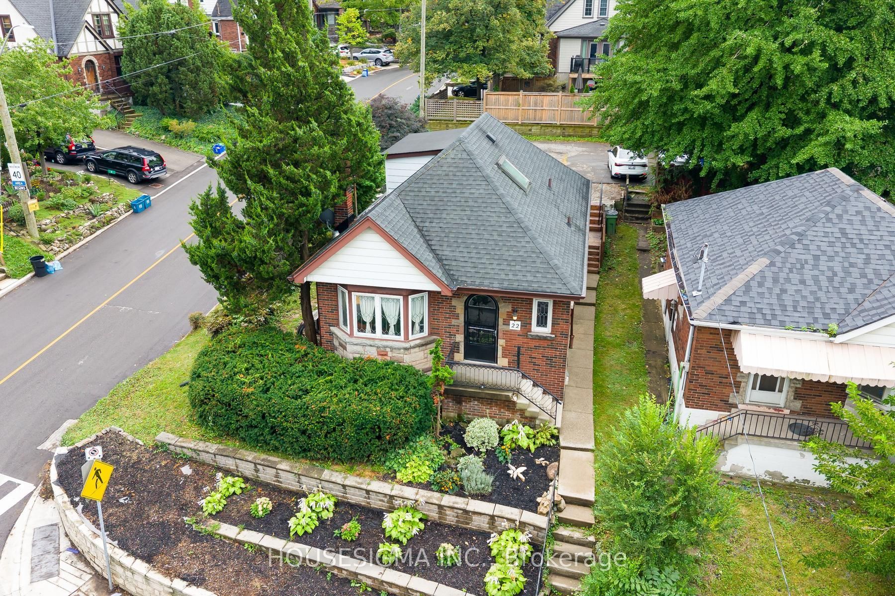 22 Arkledun Avenue, Hamilton, ON L8N 2H7 photo 3
