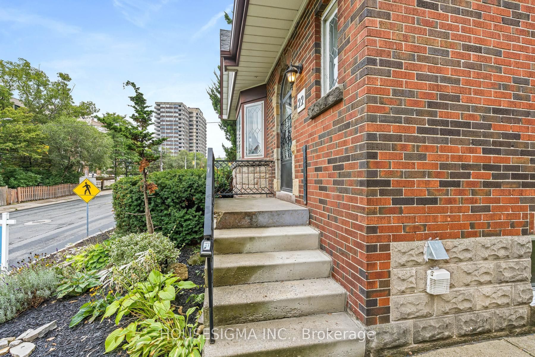 22 Arkledun Avenue, Hamilton, ON L8N 2H7 photo 5