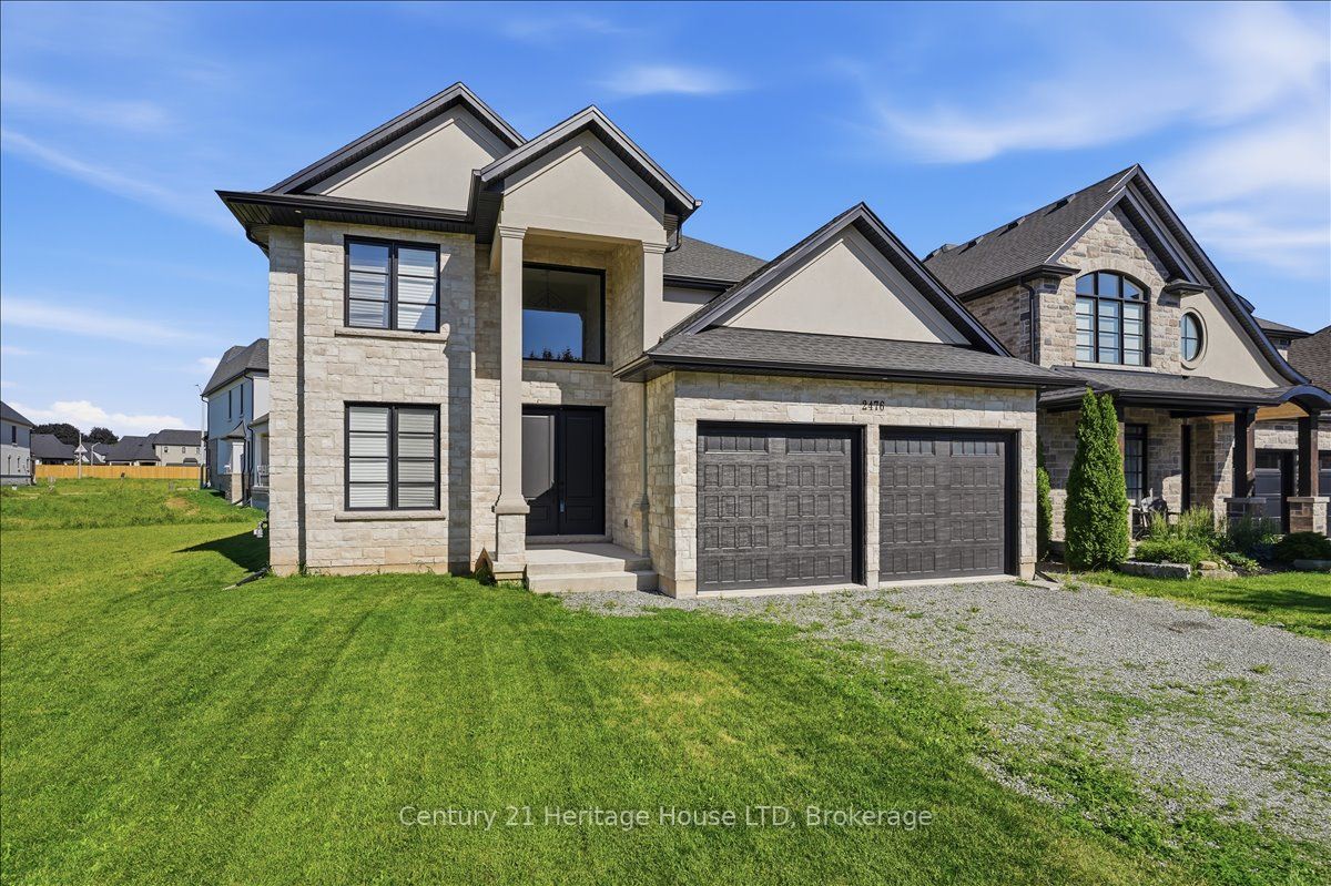 2476 COLANGELO Drive, Niagara Falls, ON L2J 0A1 photo 3