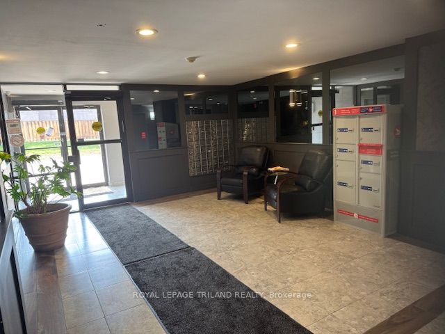 650 Cheapside Street 605, London East, ON N5Y 5J8 photo 2