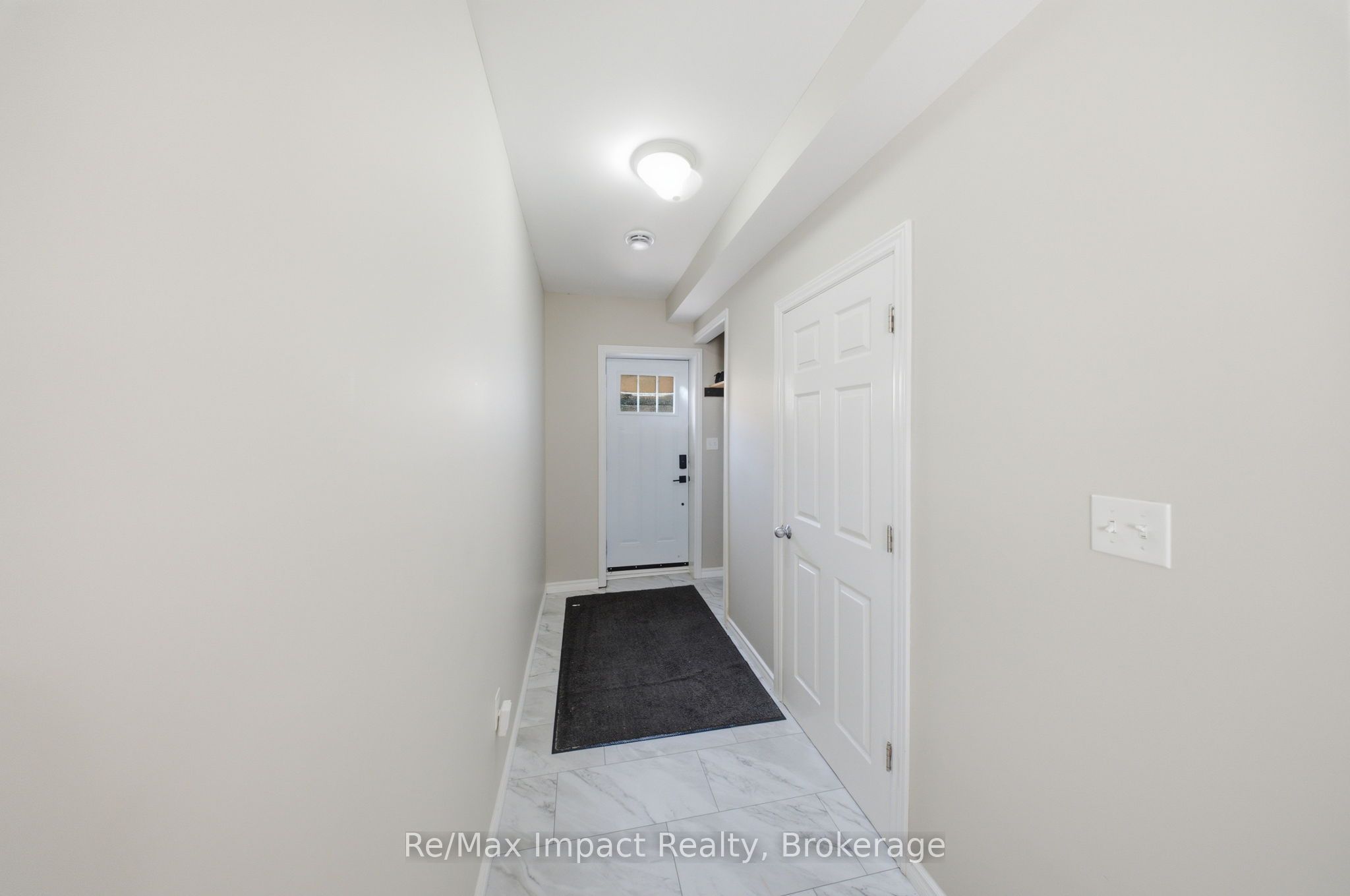 7 University Avenue, Cobourg, ON K9A 1C6 photo 3