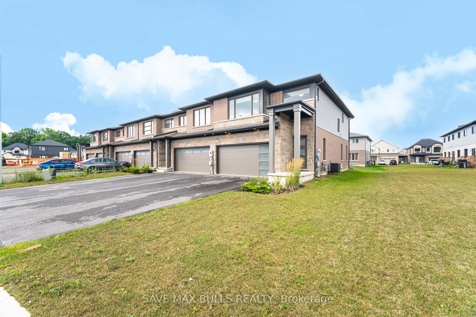 7381 Matteo Drive, Niagara Falls, ON L2H 3T3 photo 3