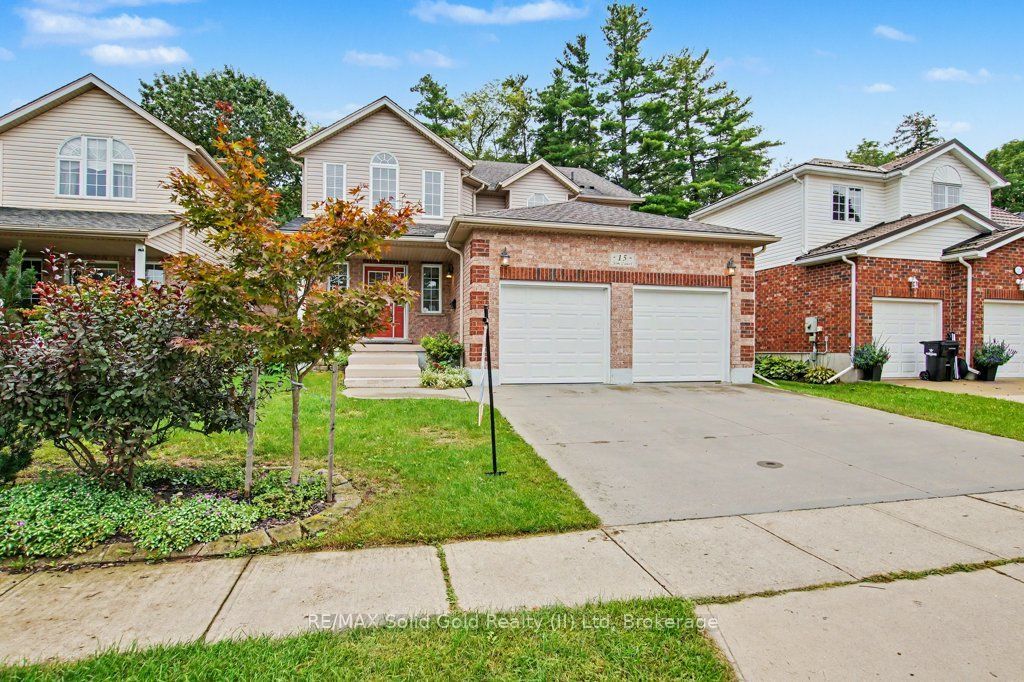 15 Sim Court, Cambridge, ON N1S 5B1 photo 2
