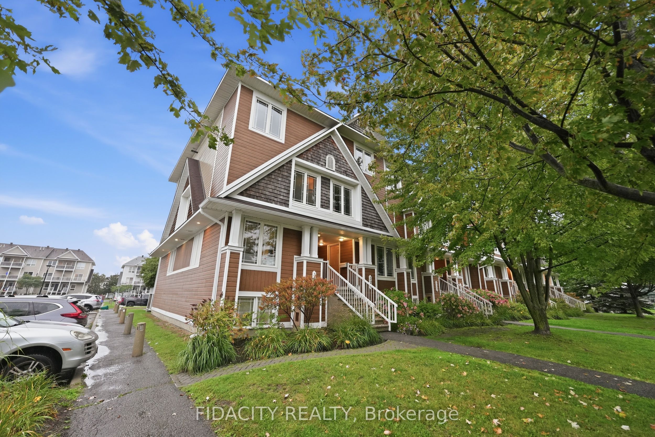 324 Crownridge Drive 55, Kanata, ON K2M 3A5 photo 2