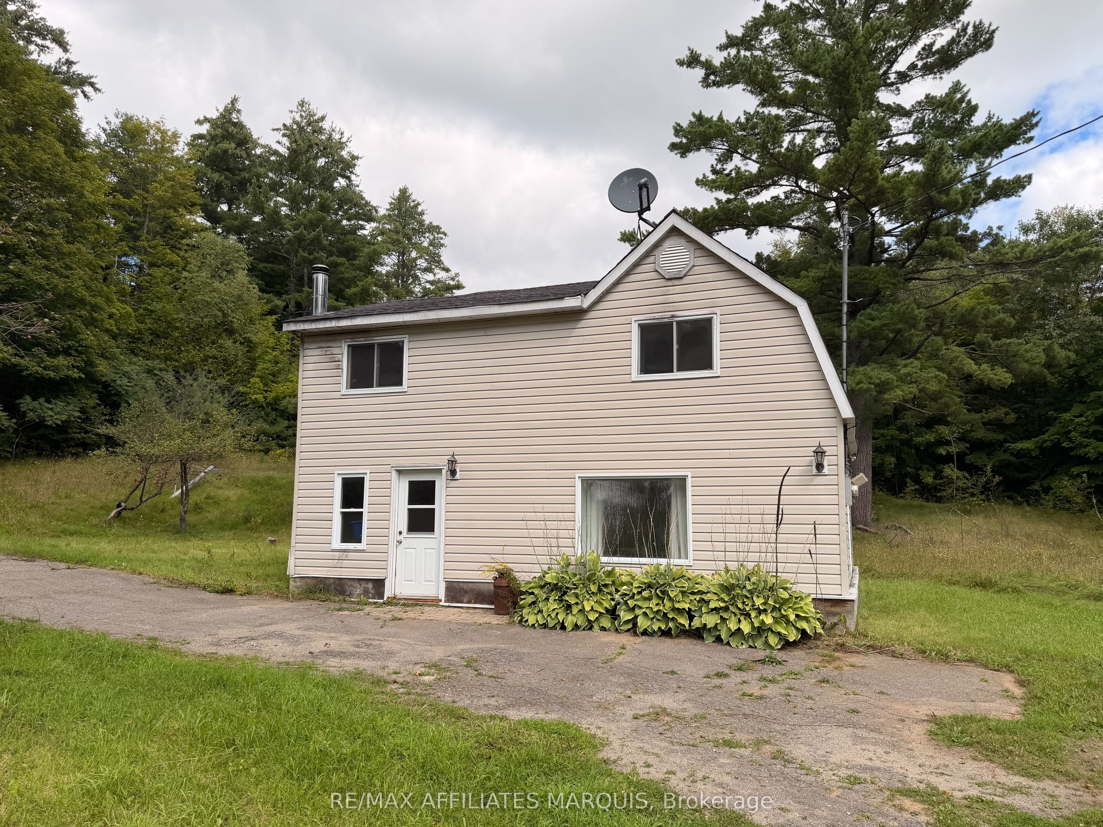 8774 Highway 511 Highway, Lanark Highlands, ON K0G 1K0