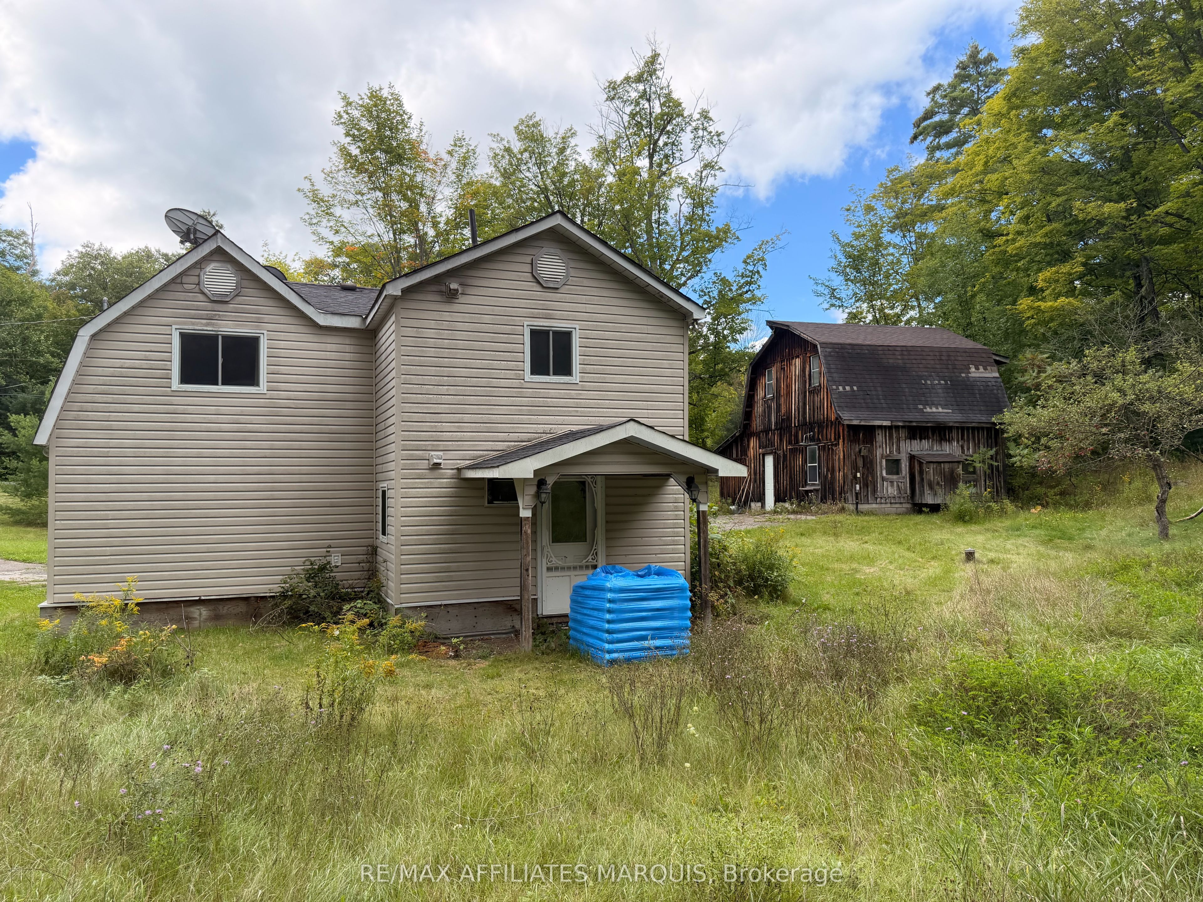 8774 Highway 511 Highway, Lanark Highlands, ON K0G 1K0 photo 4