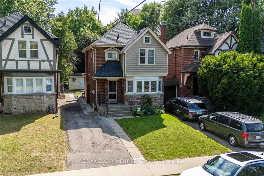 1257 King Street W, Hamilton, ON L8S 1M5 photo 5