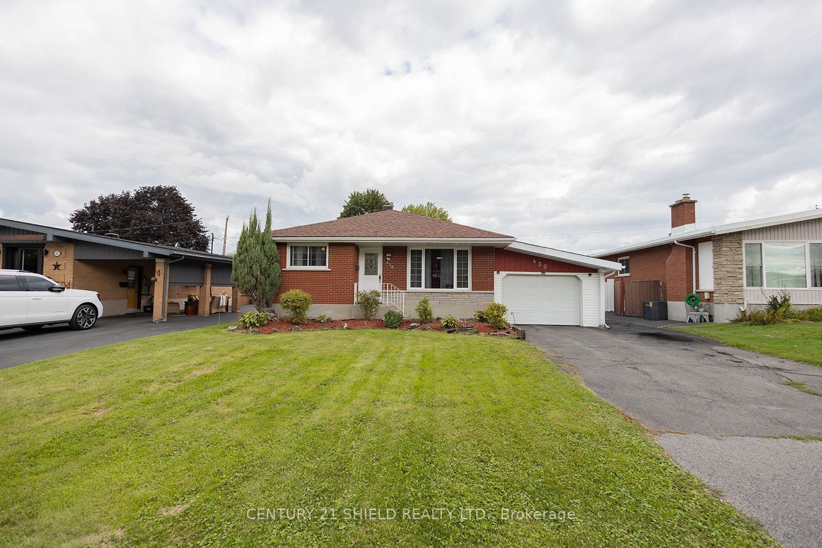 430 Anderson Drive, Cornwall, ON K6H 5N3