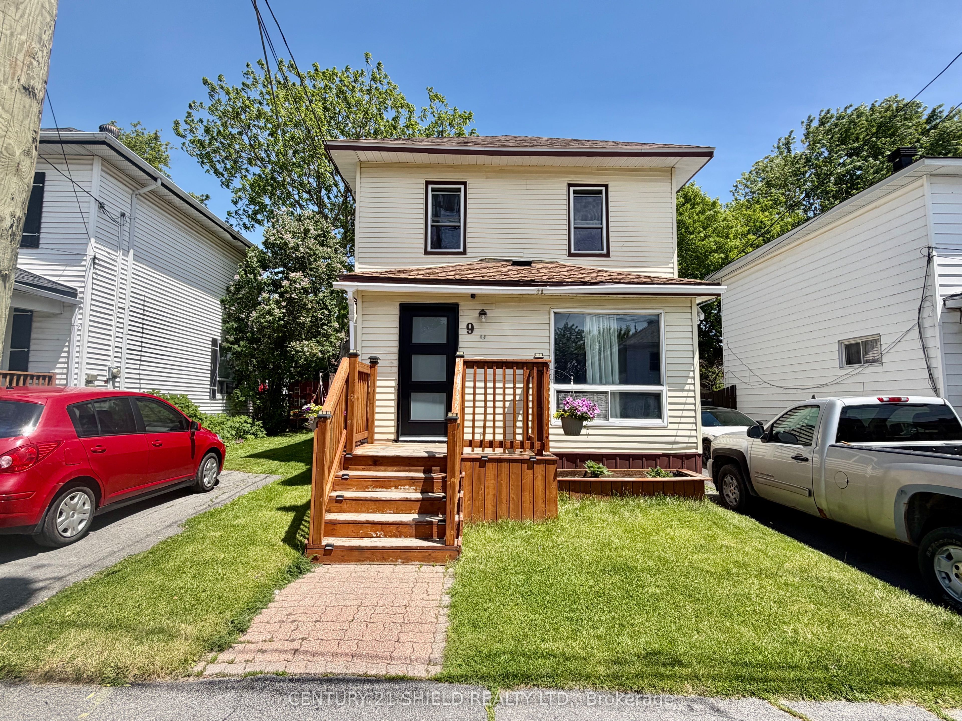 9 Bergin Avenue, Cornwall, ON K6H 3Y7