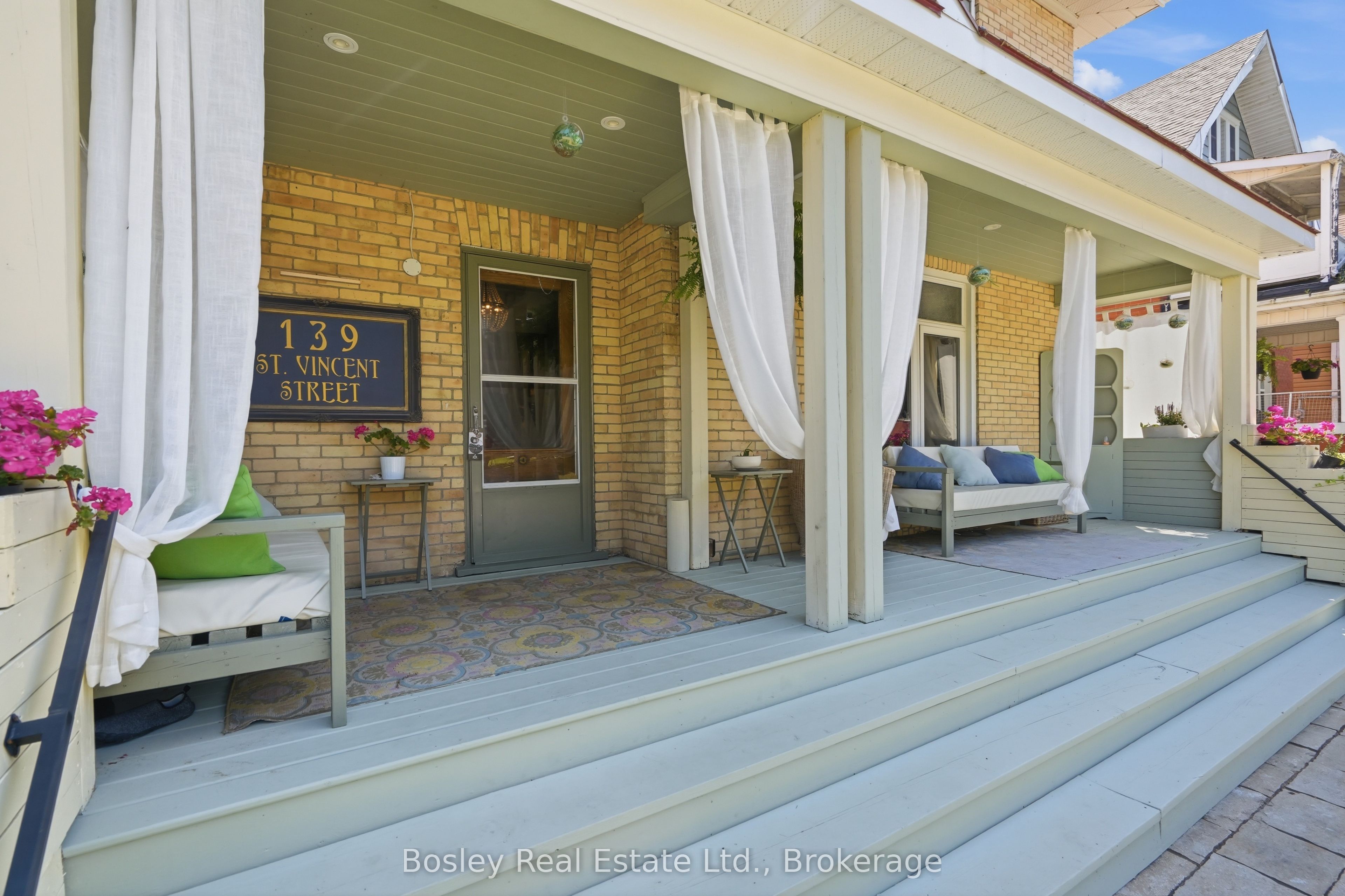 139 St Vincent Street, Meaford, ON N4L 1C1 photo 2