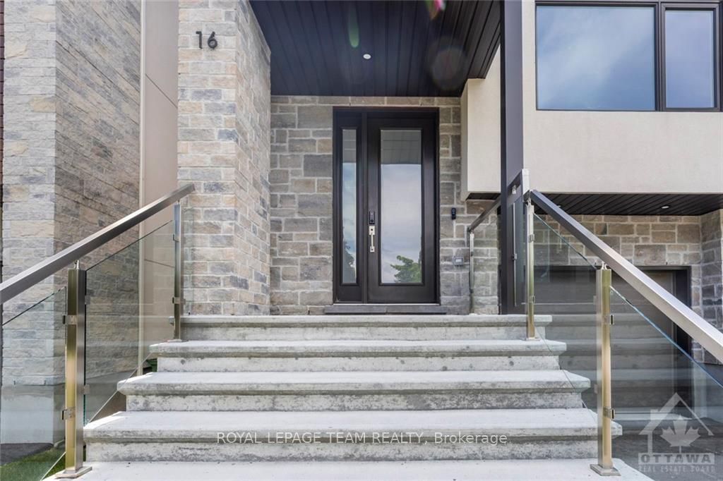 16 MELVILLE Drive, Barrhaven, ON K2J 2E9 photo 3