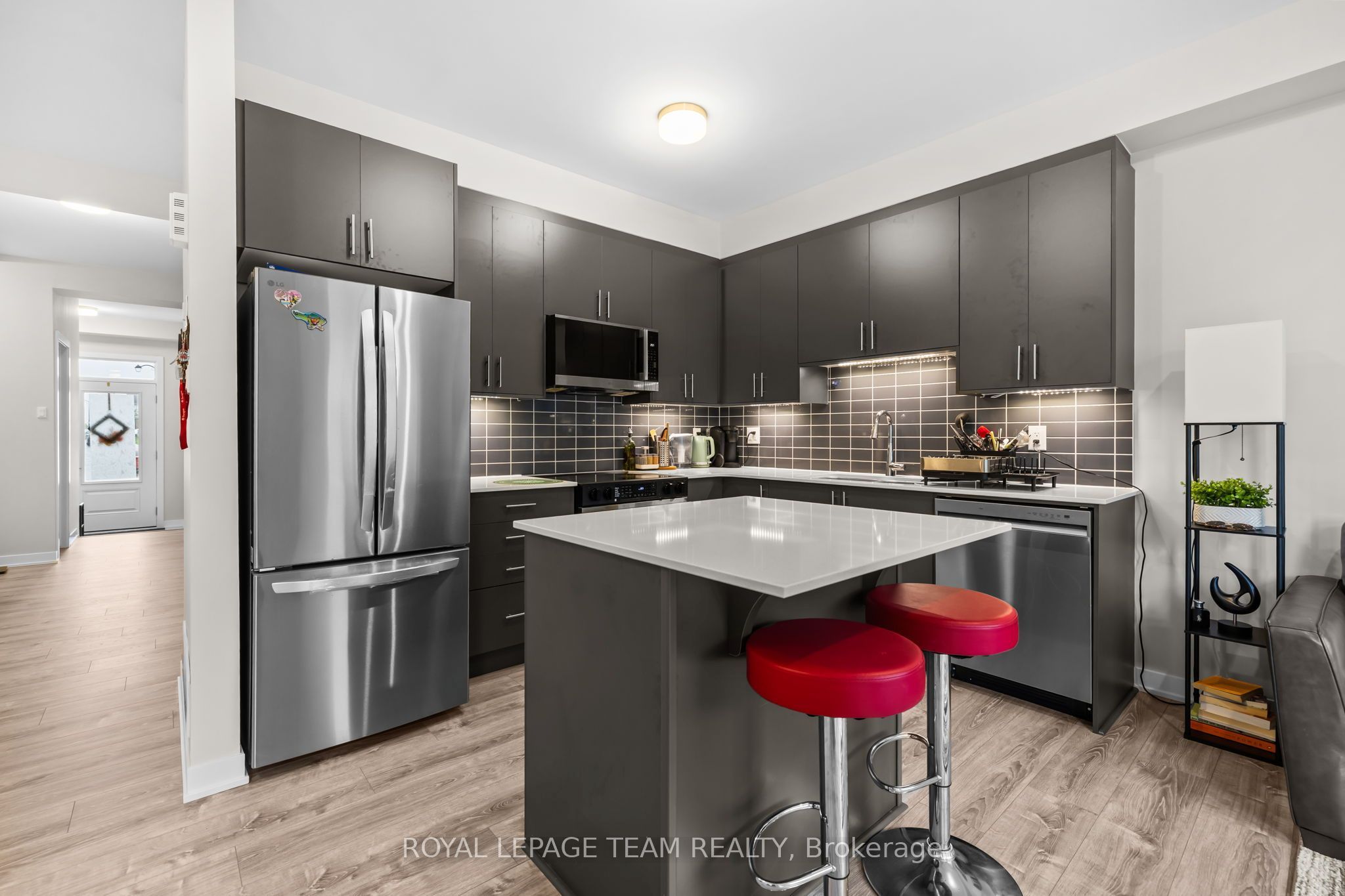 708 Expansion Road, Barrhaven, ON K2J 7G4 photo 3
