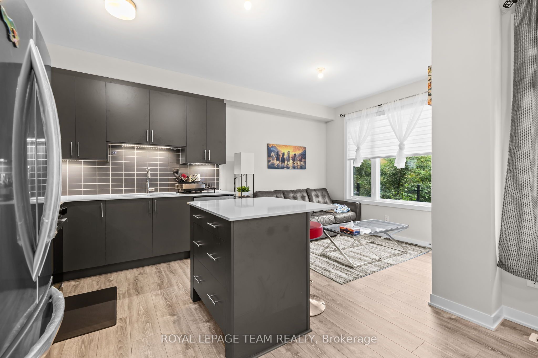 708 Expansion Road, Barrhaven, ON K2J 7G4 photo 4