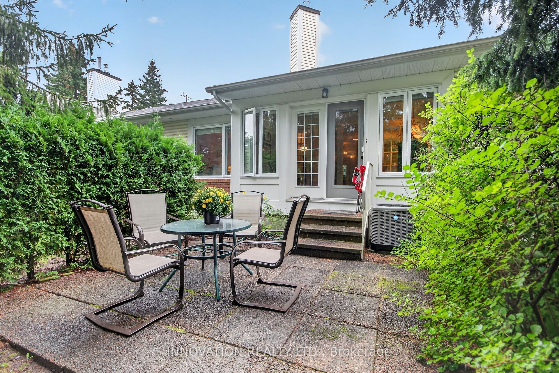 16 Heather Glen Court, Stittsville - Munster - Richmond, ON K2S 1L3 photo 5