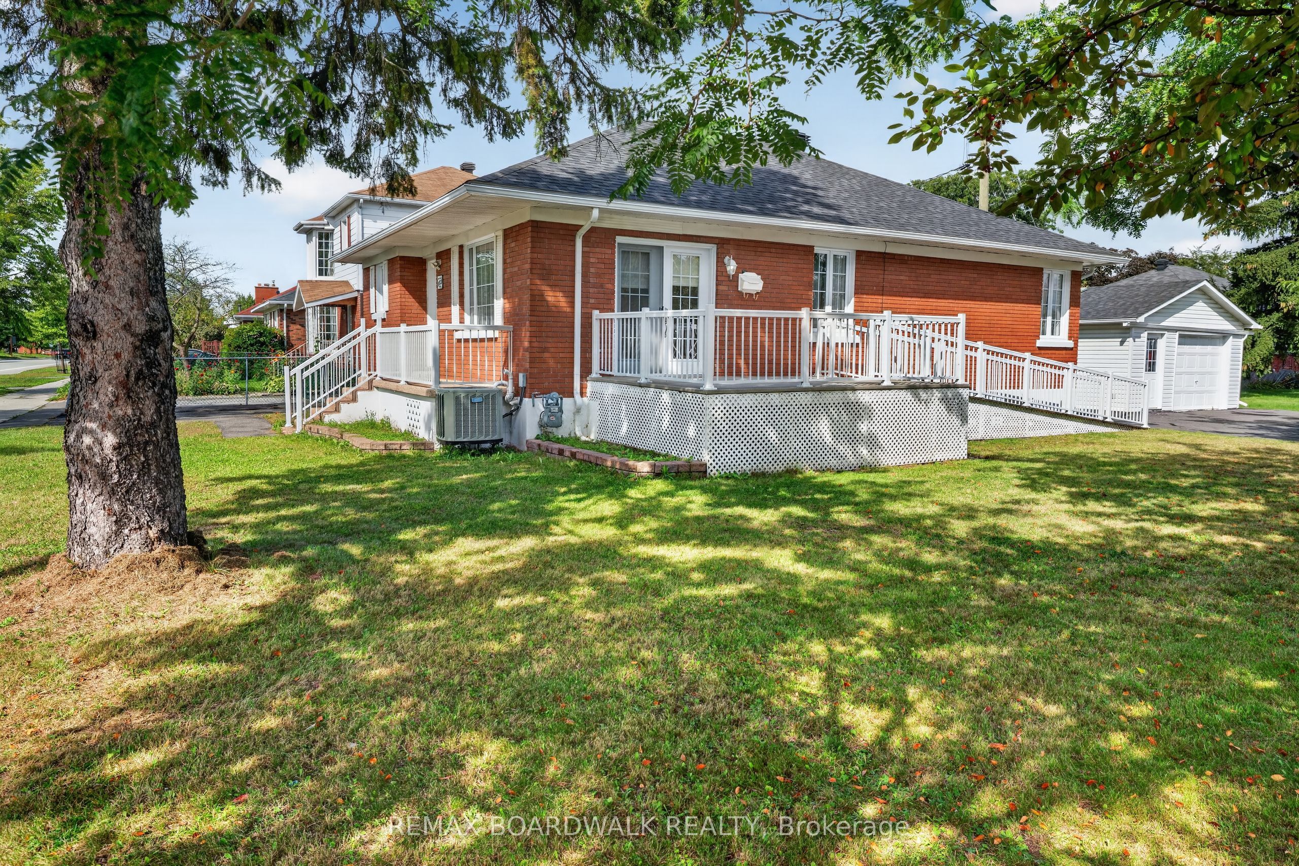 583 Donald Street, Overbrook - Castleheights and Area, ON K1K 1L5 photo 3