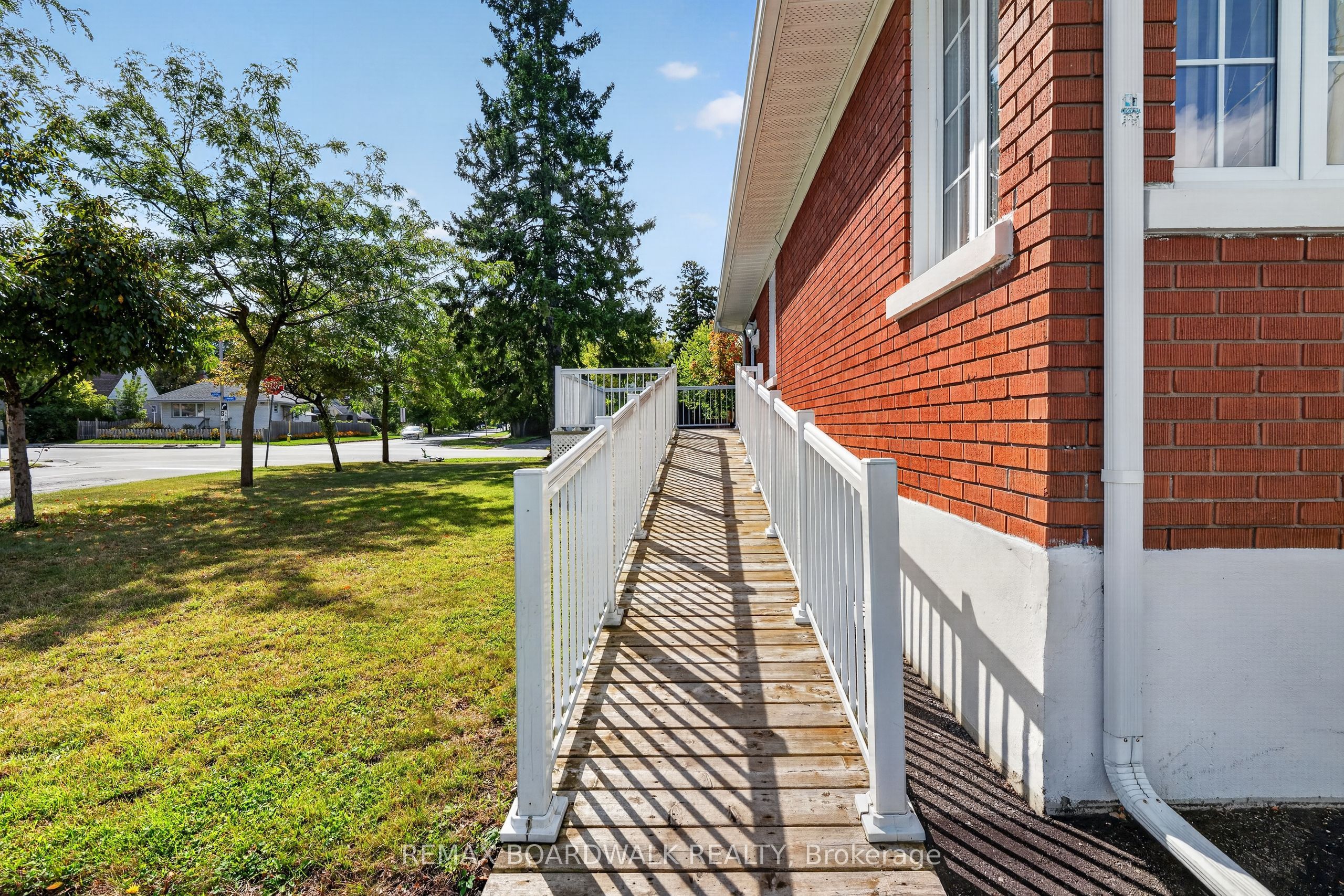 583 Donald Street, Overbrook - Castleheights and Area, ON K1K 1L5 photo 5