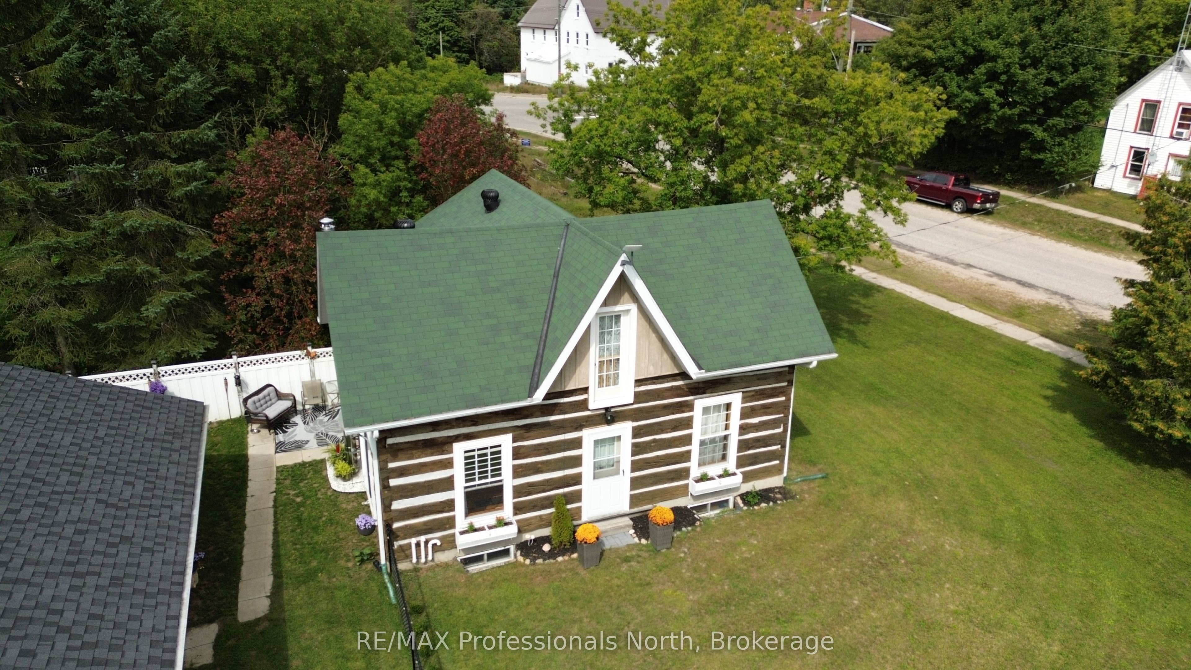 2148 Stisted Road S, McMurrich/Monteith, ON P0A 1Y0 photo 2
