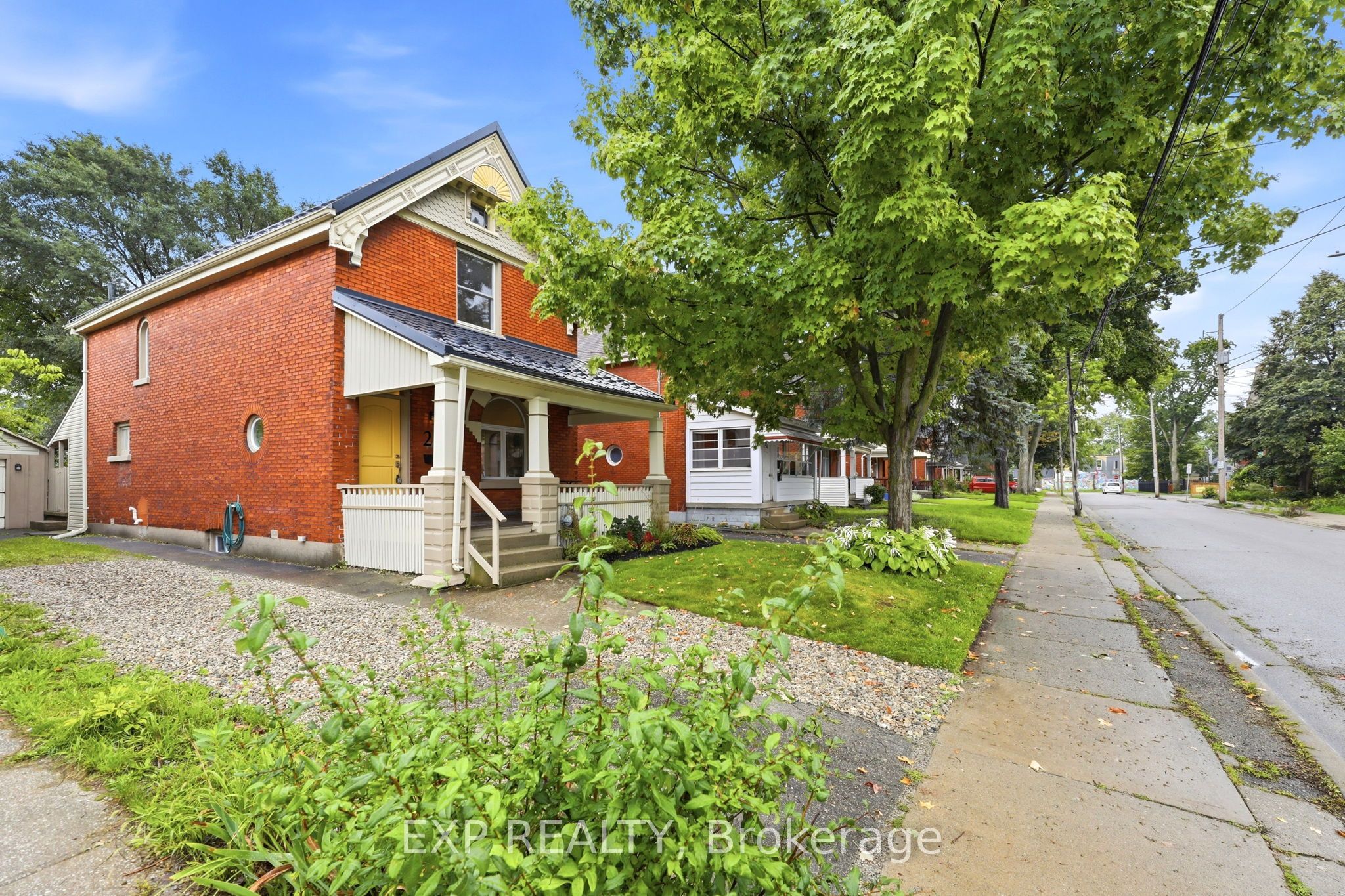22 Hyatt Avenue, London East, ON N5Z 1Y5 photo 2