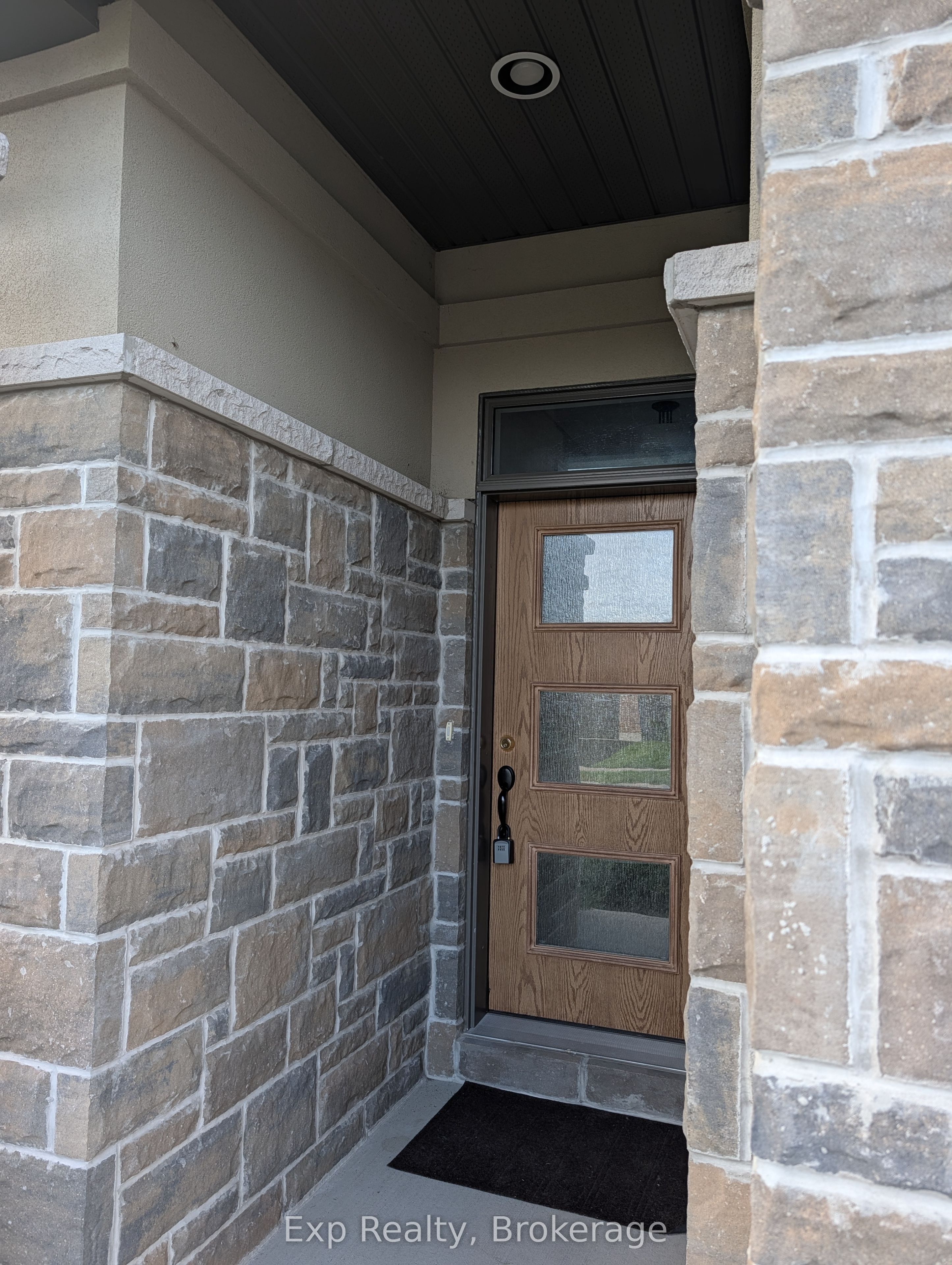 76 Covington Crescent, Belleville, ON K8N 0L1 photo 3