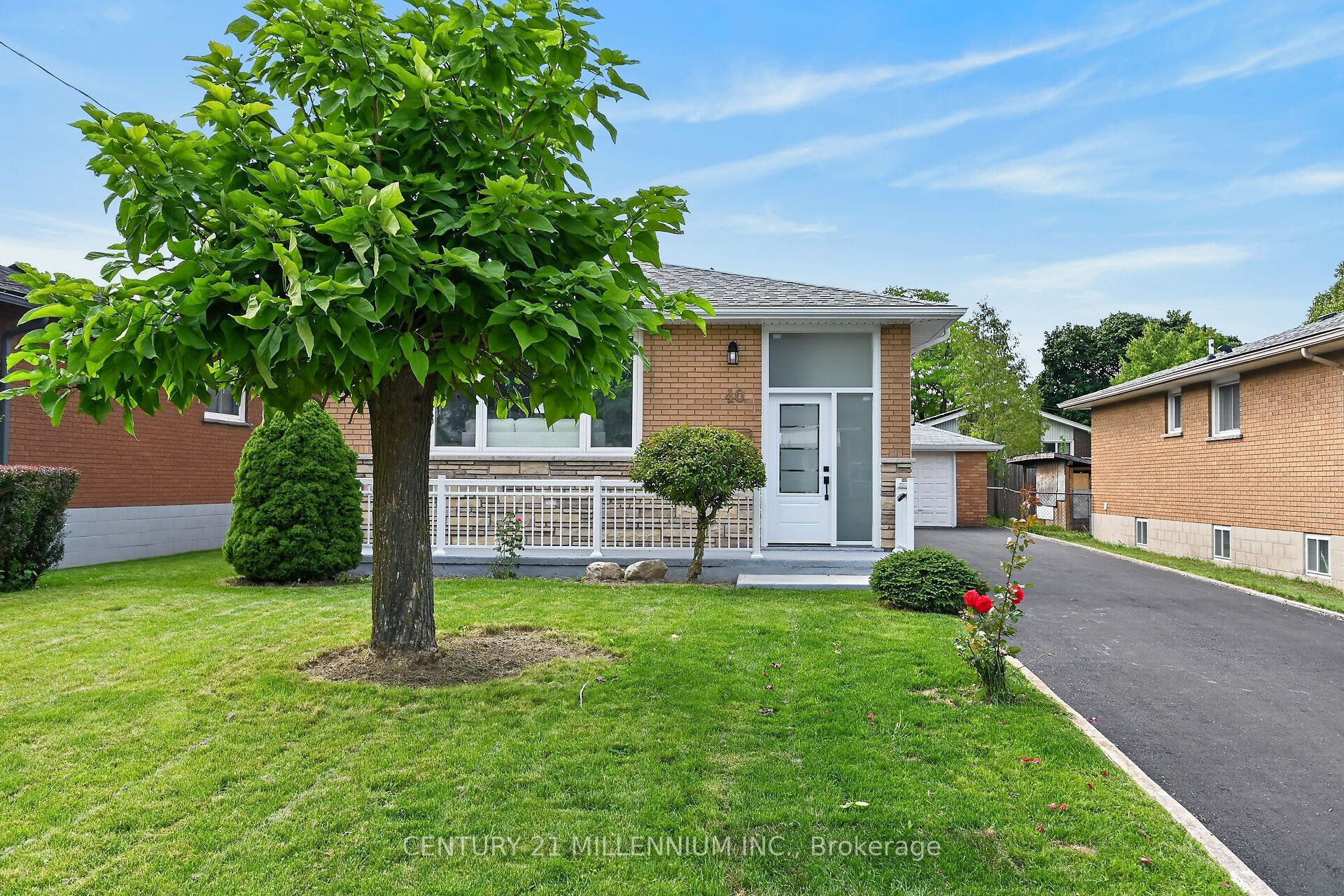 40 Purdy Crescent Upper, Hamilton, ON L9A 3B3 photo 2