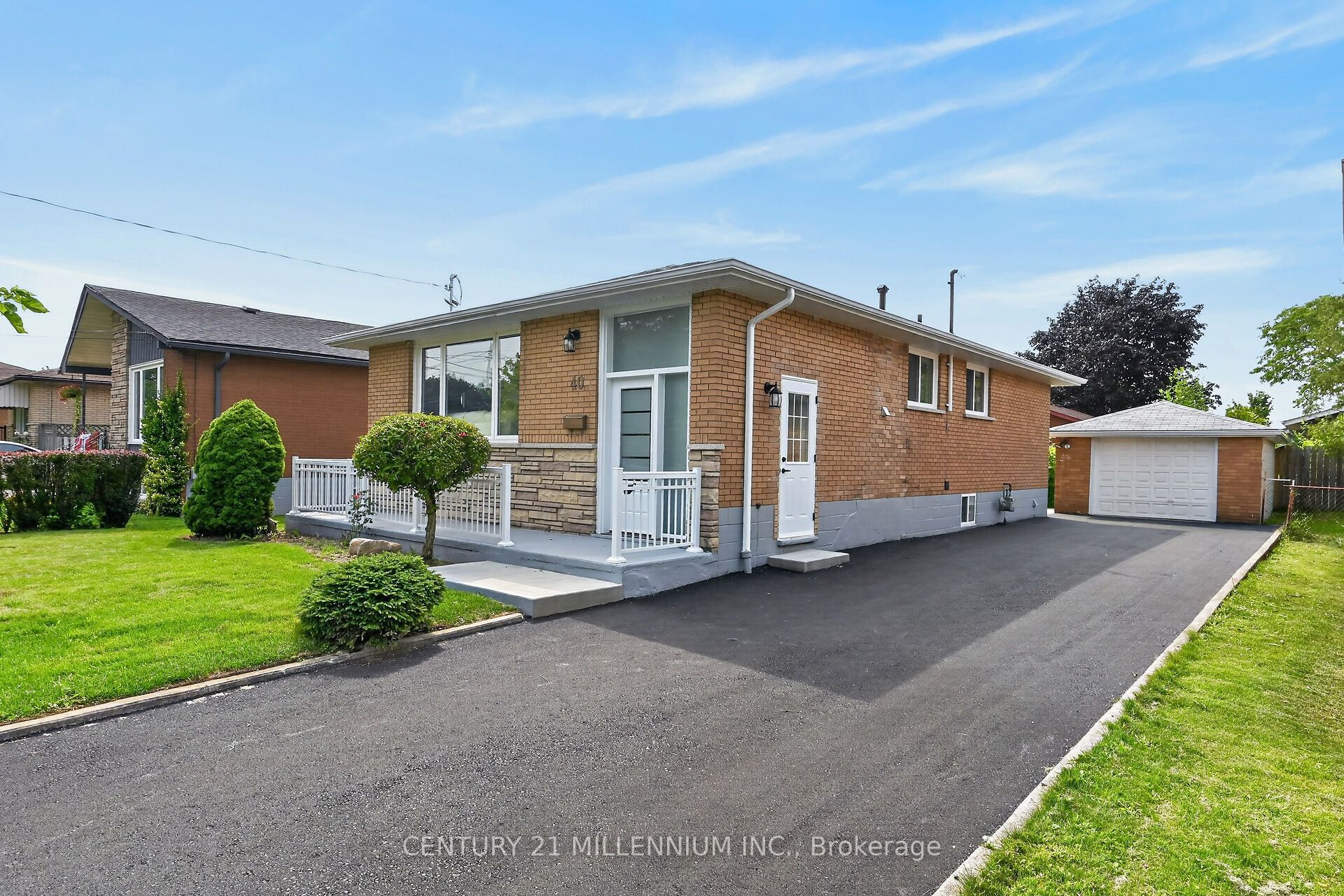 40 Purdy Crescent Lower, Hamilton, ON L9A 3B3 photo 2
