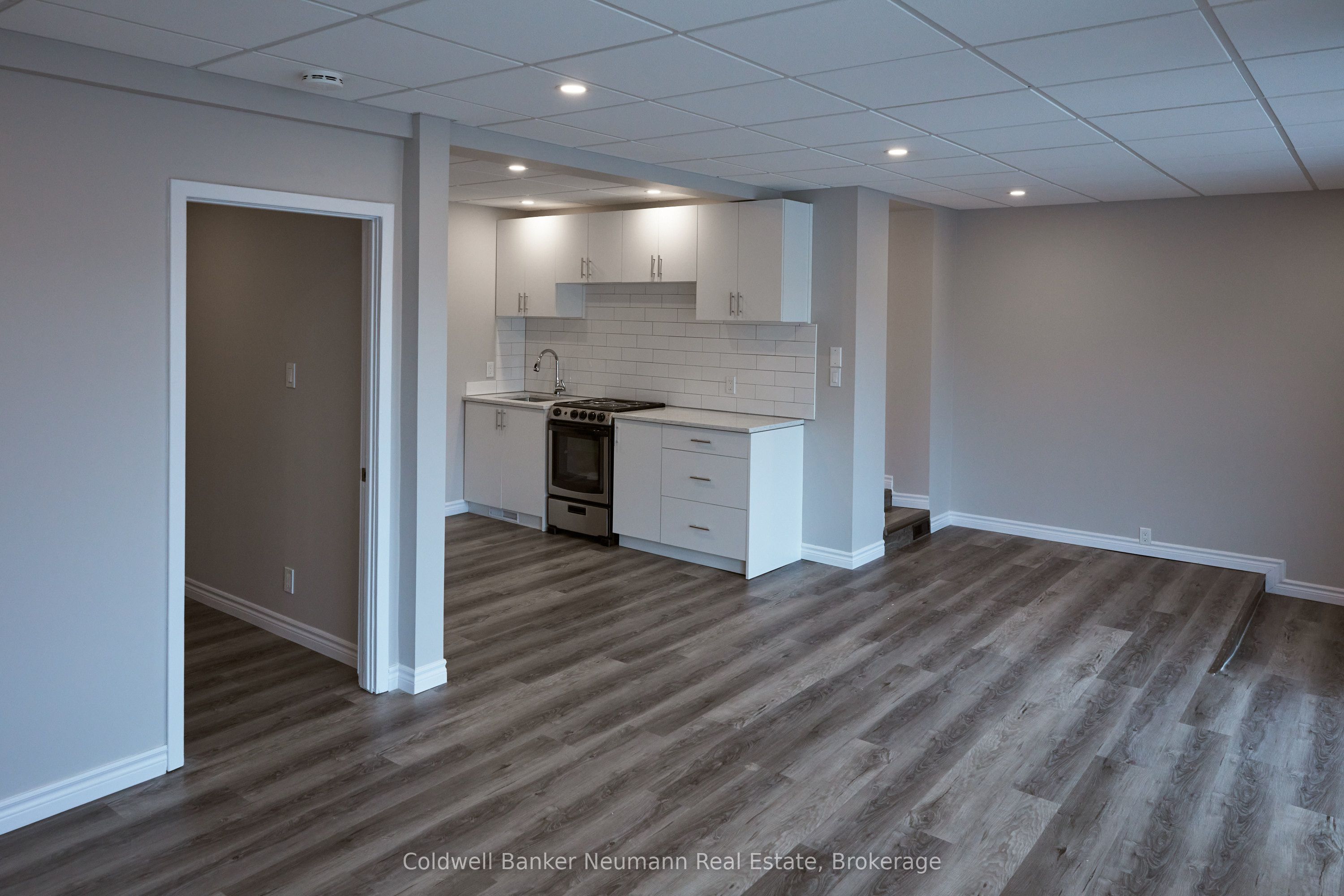 95 Farquhar Street, Guelph, ON N1H 3N4 photo 2