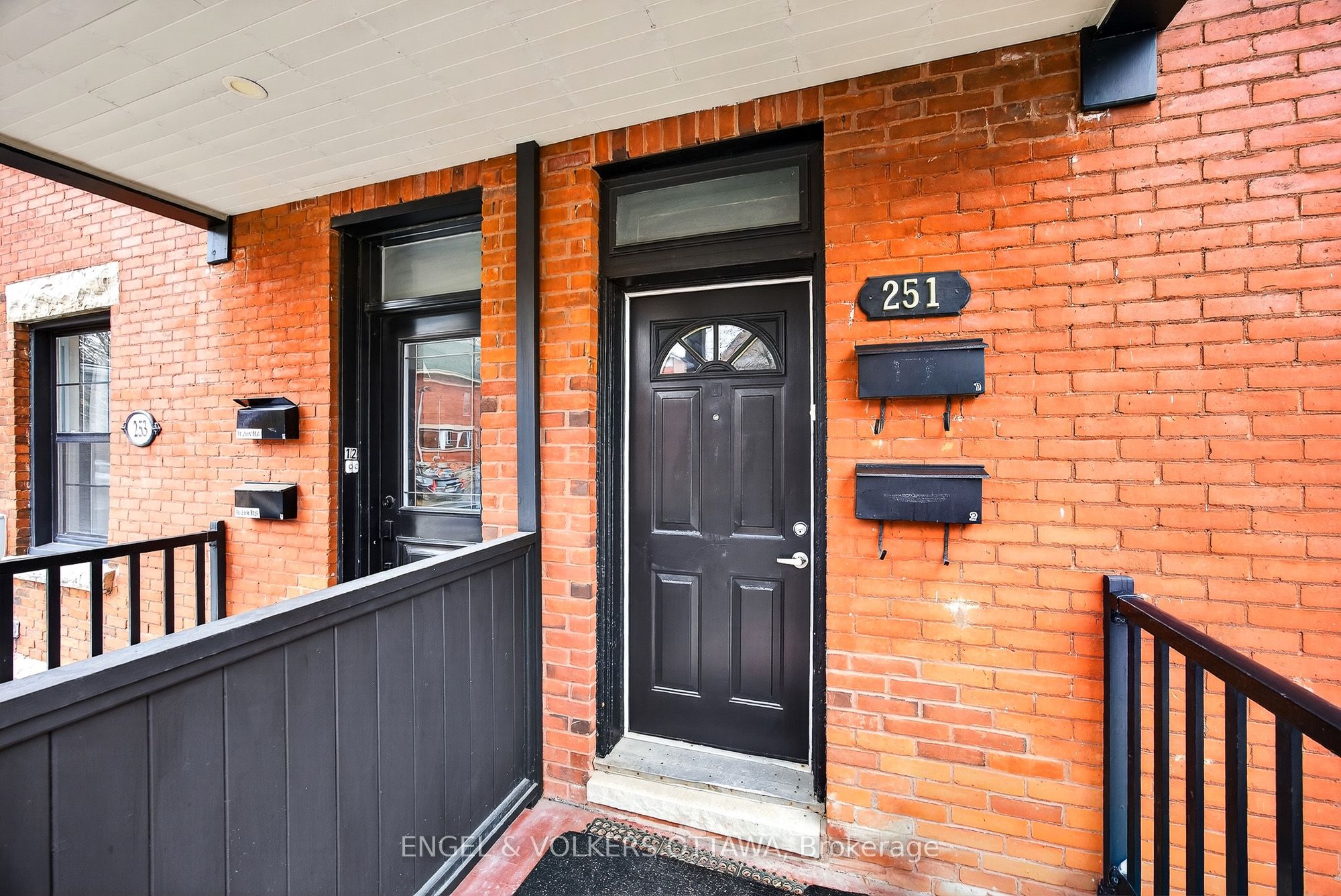 251 Arlington Avenue, Ottawa Centre, ON K1R 5T1 photo 3