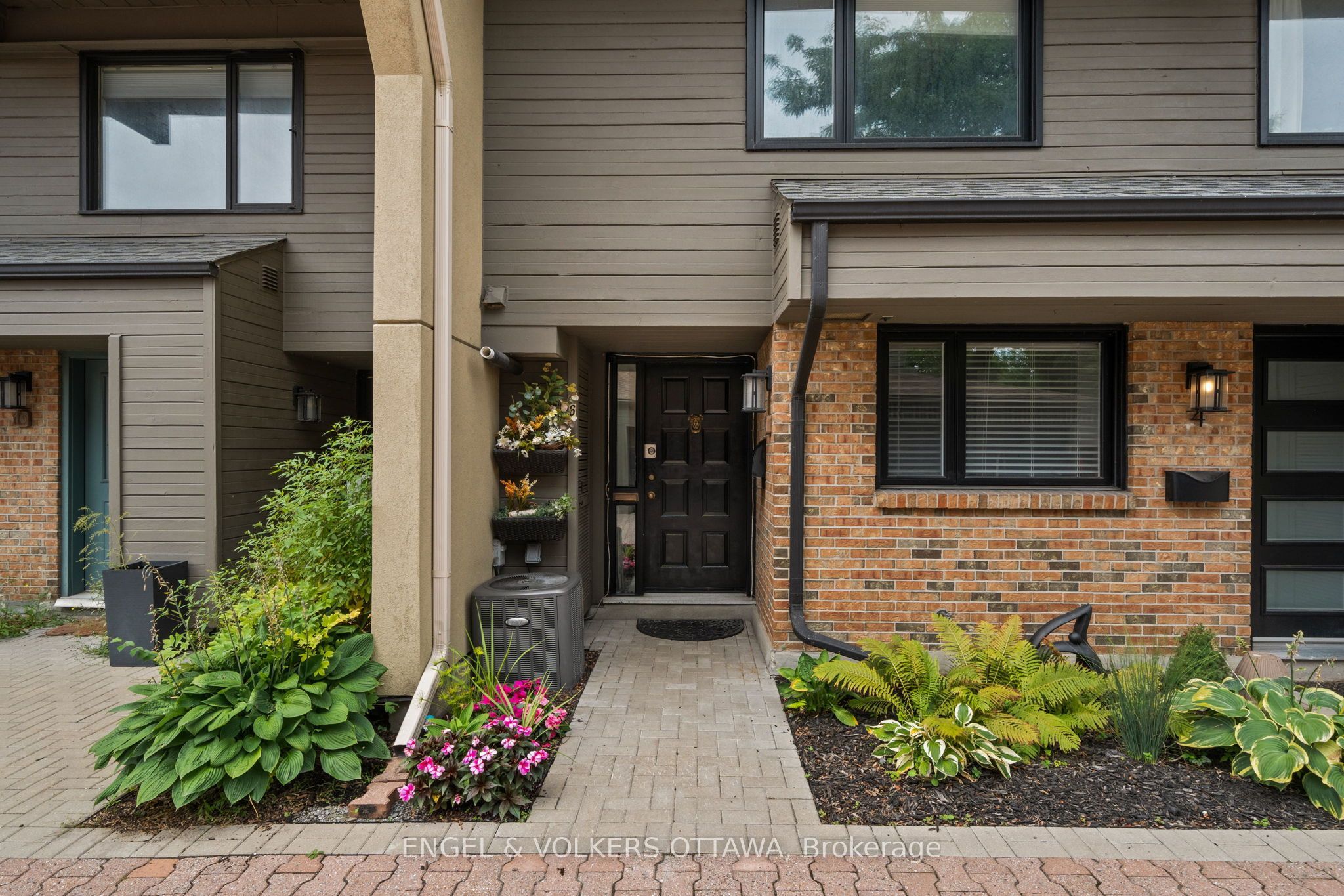 290 Cathcart Street 6, Lower Town - Sandy Hill, ON K1N 5C4 photo 2