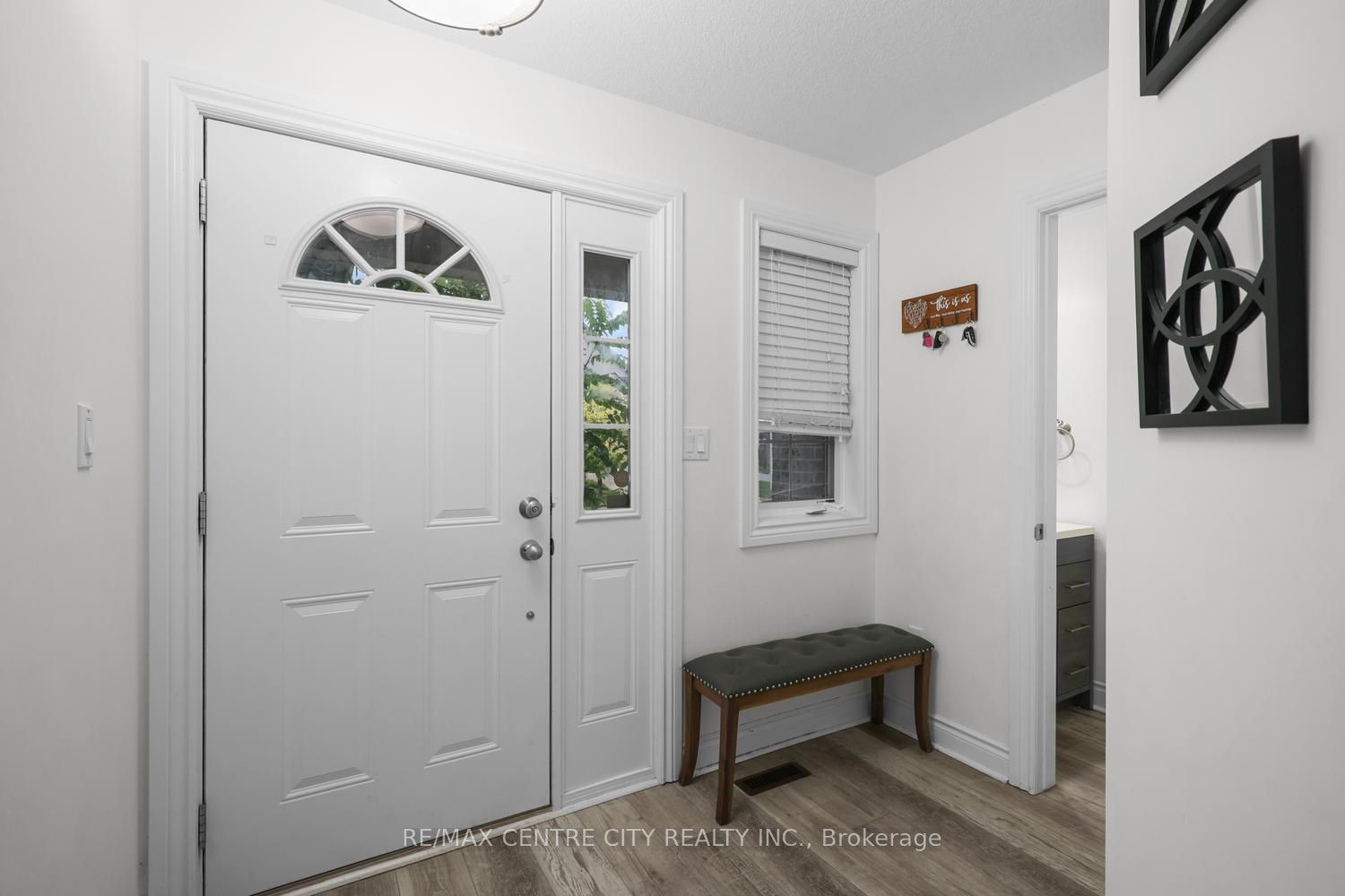 1918 Jubilee Crescent, London North, ON N6G 0H6 photo 4