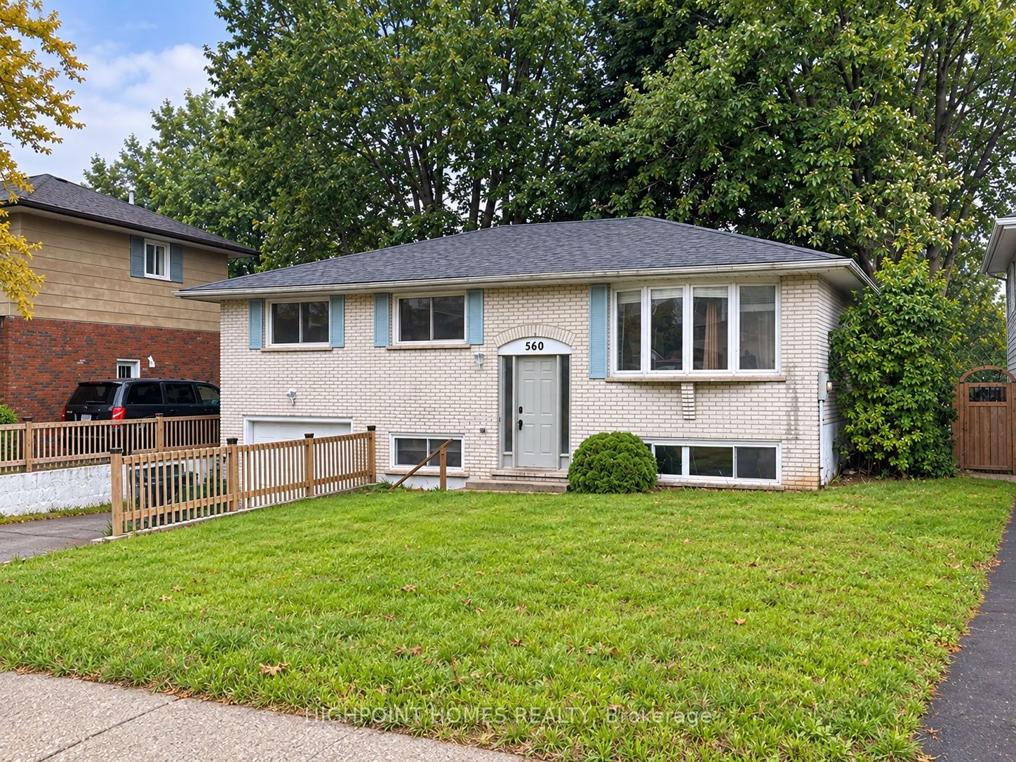 560 Glen Forrest Boulevard, Waterloo, ON N2L 4J2 photo 2