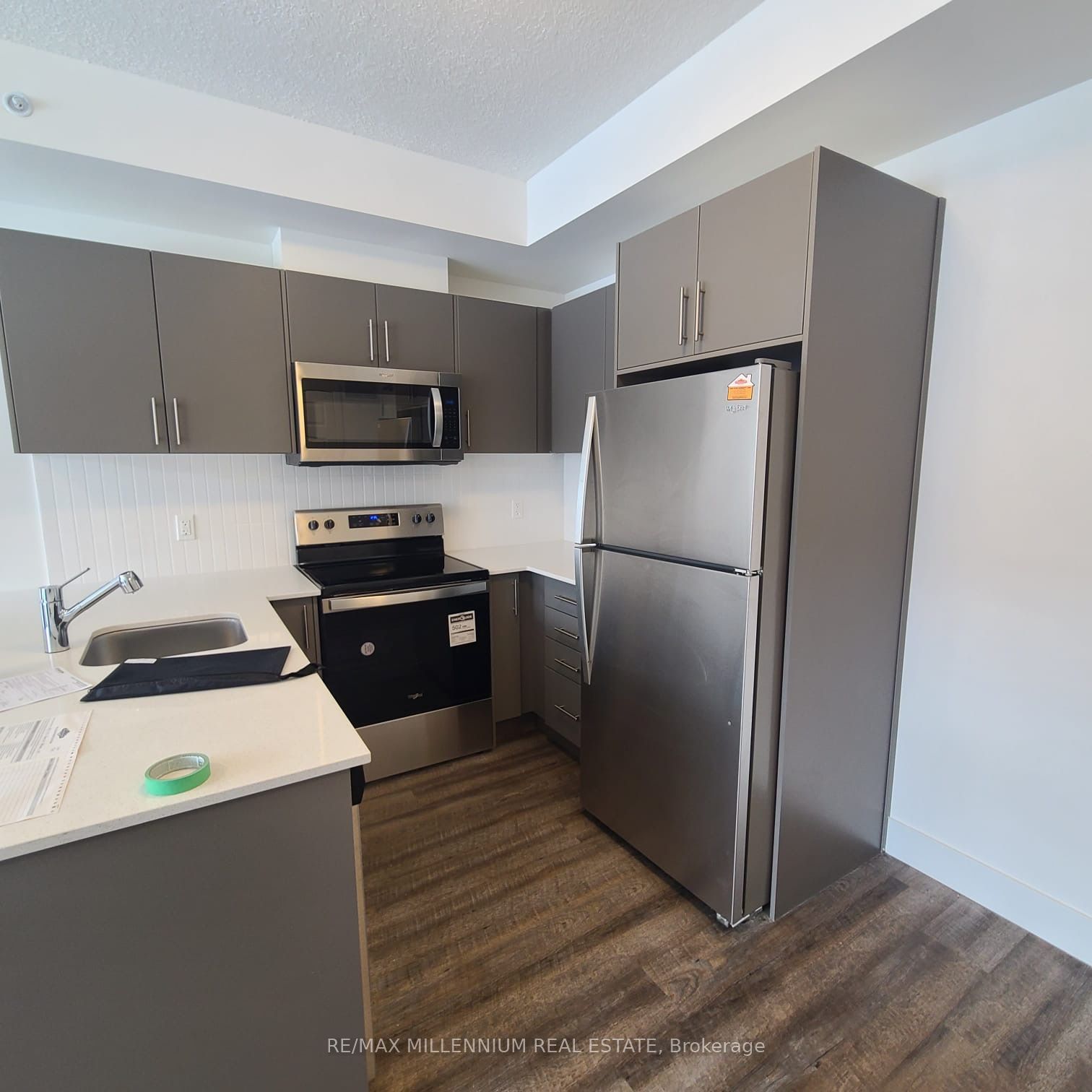 107 Rogers Street 209, Waterloo, ON N2J 0G3 photo 2