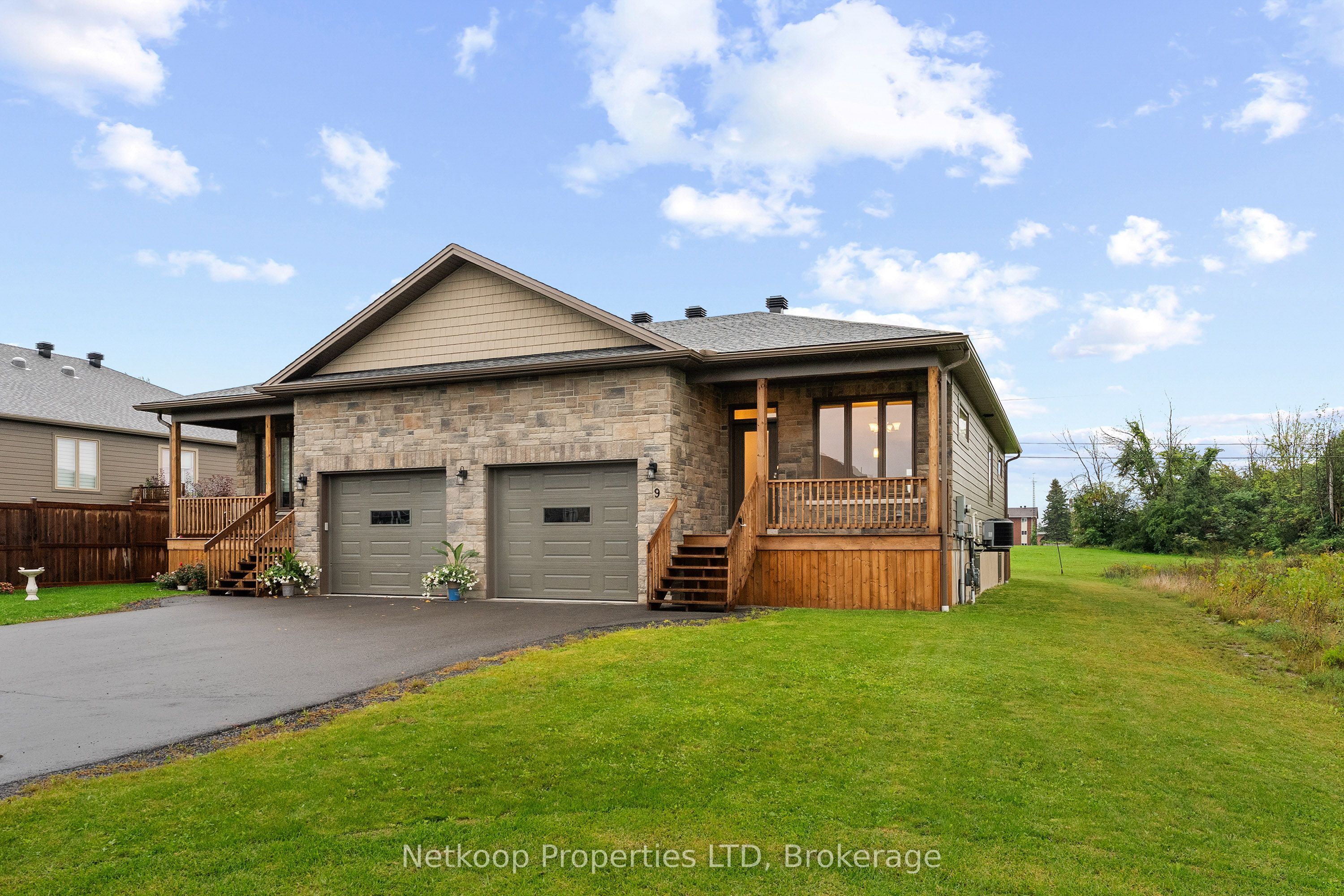 9 Billings Avenue W, South Dundas, ON K0E 1K0 photo 5