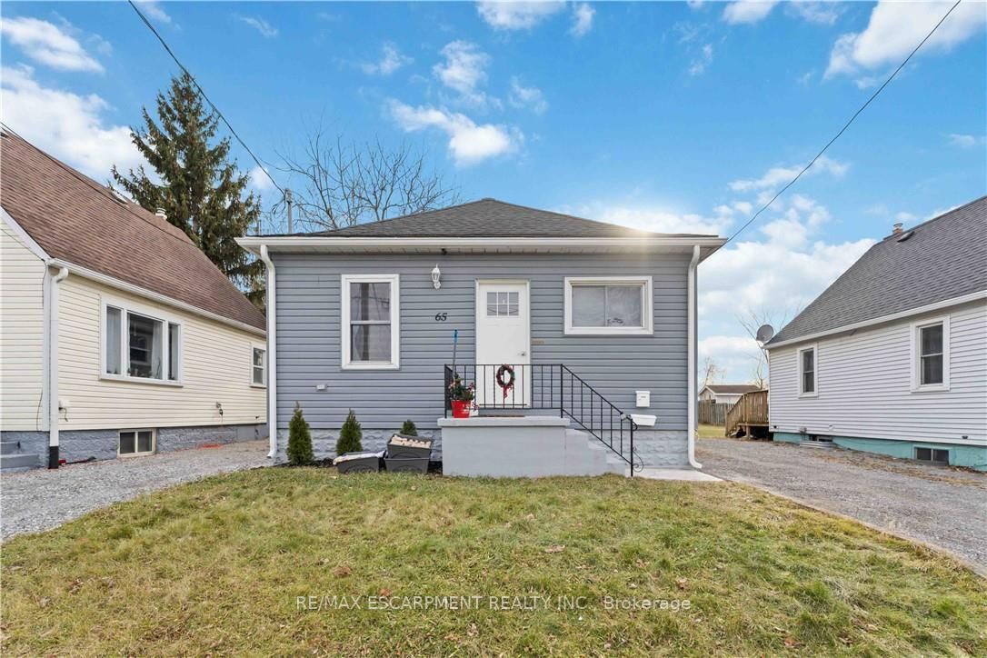 65 Almond Street LOWER, Welland, ON L3B 3P6